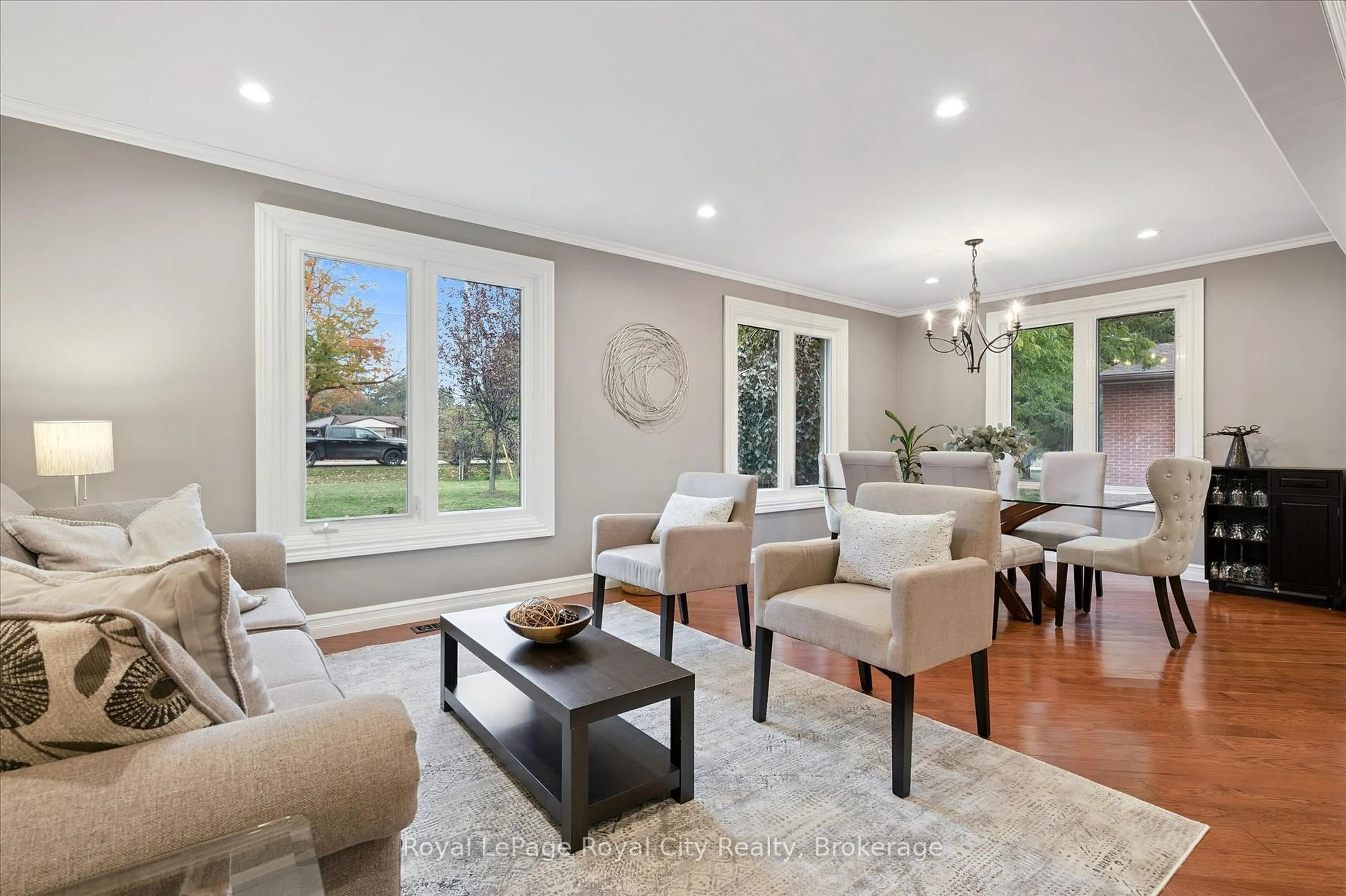 Living room with furniture, unknown for 45 Sideroad 18, Centre Wellington Ontario N1M 2W3