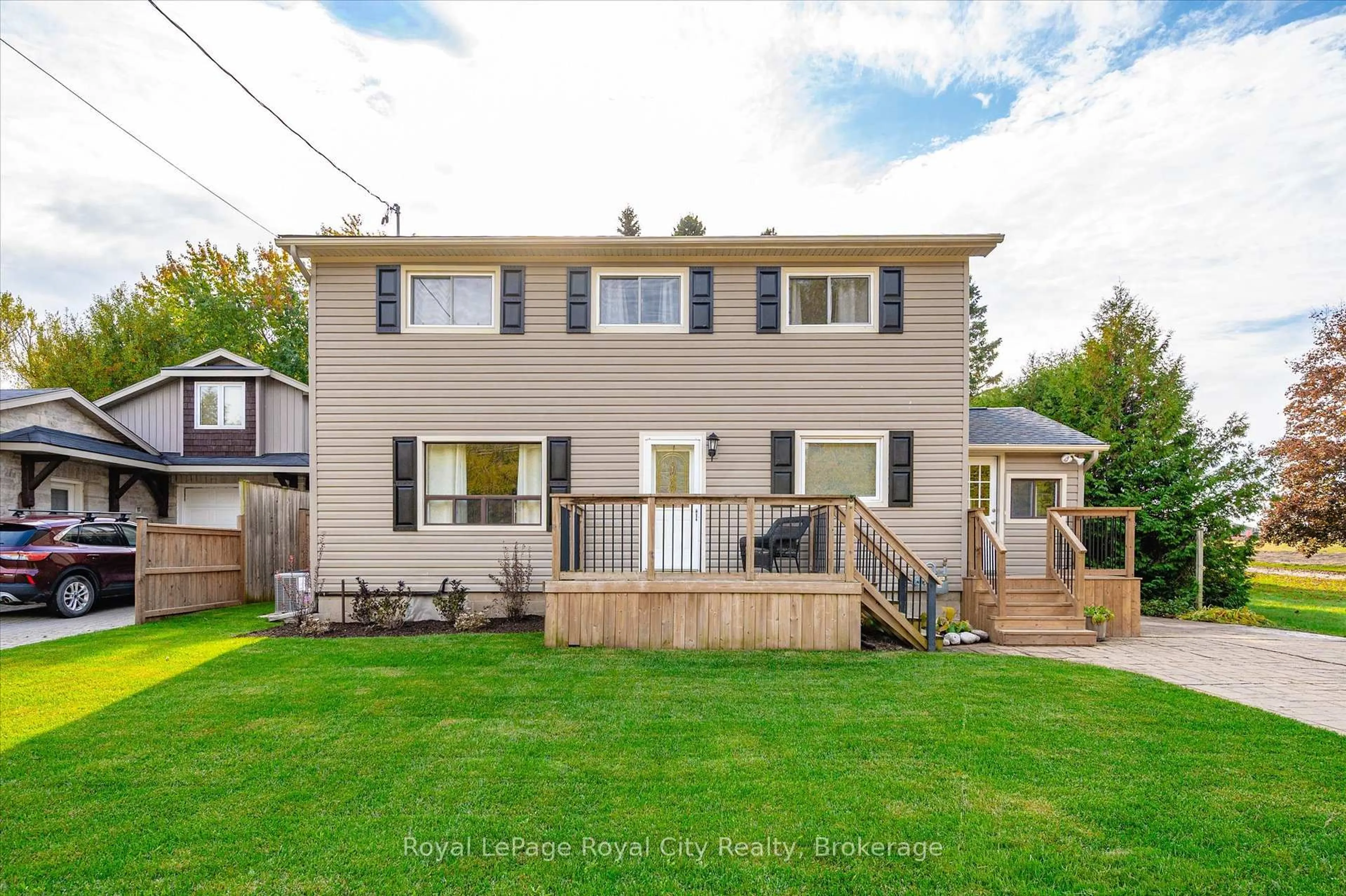 Home with vinyl exterior material, street for 6548 Beatty Line, Centre Wellington Ontario N1M 2W3