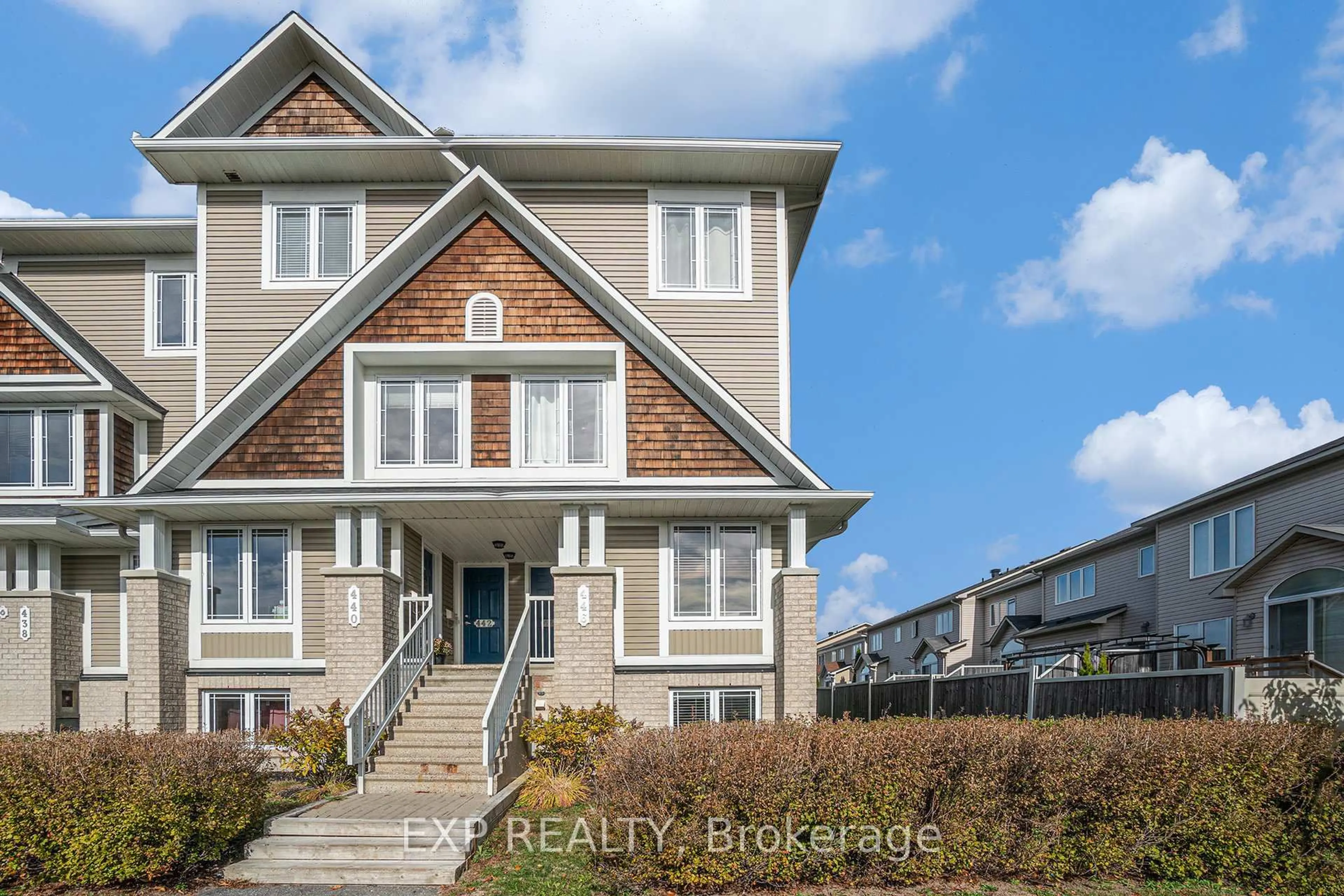 Home with vinyl exterior material, unknown for 446 Harvest Valley Ave, Ottawa Ontario K4A 0V6