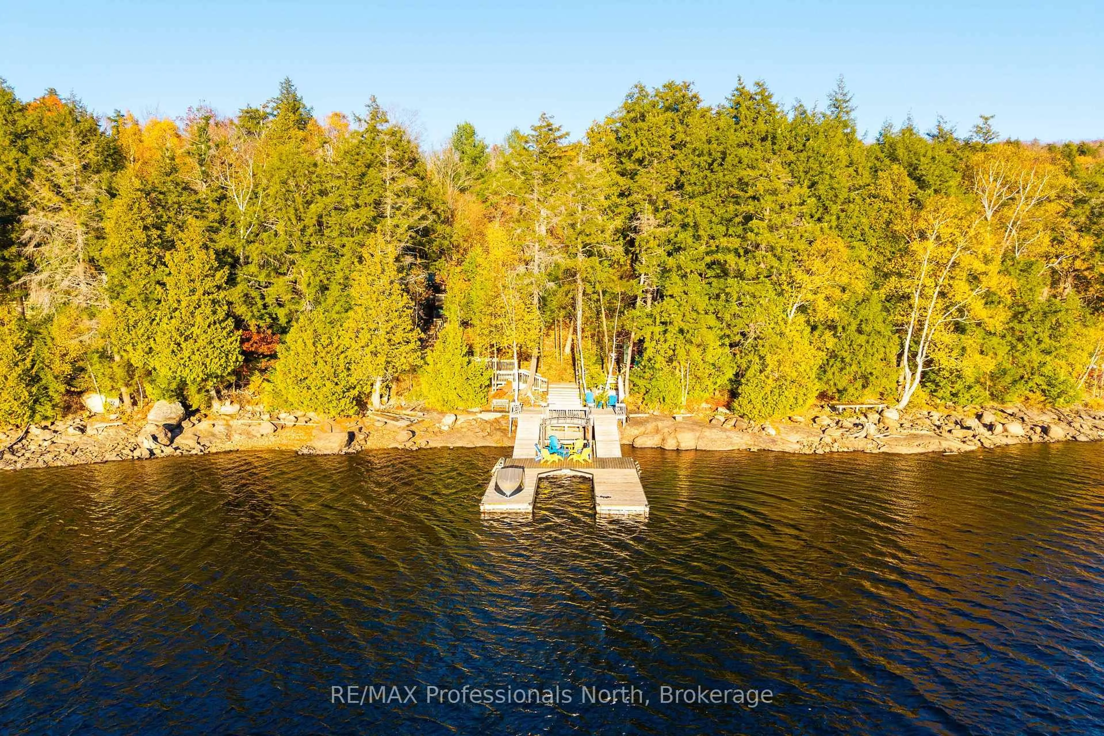 A pic from outside/outdoor area/front of a property/back of a property/a pic from drone, water/lake/river/ocean view for 1289 Watts Rd, Dysart et al Ontario K0M 1S0