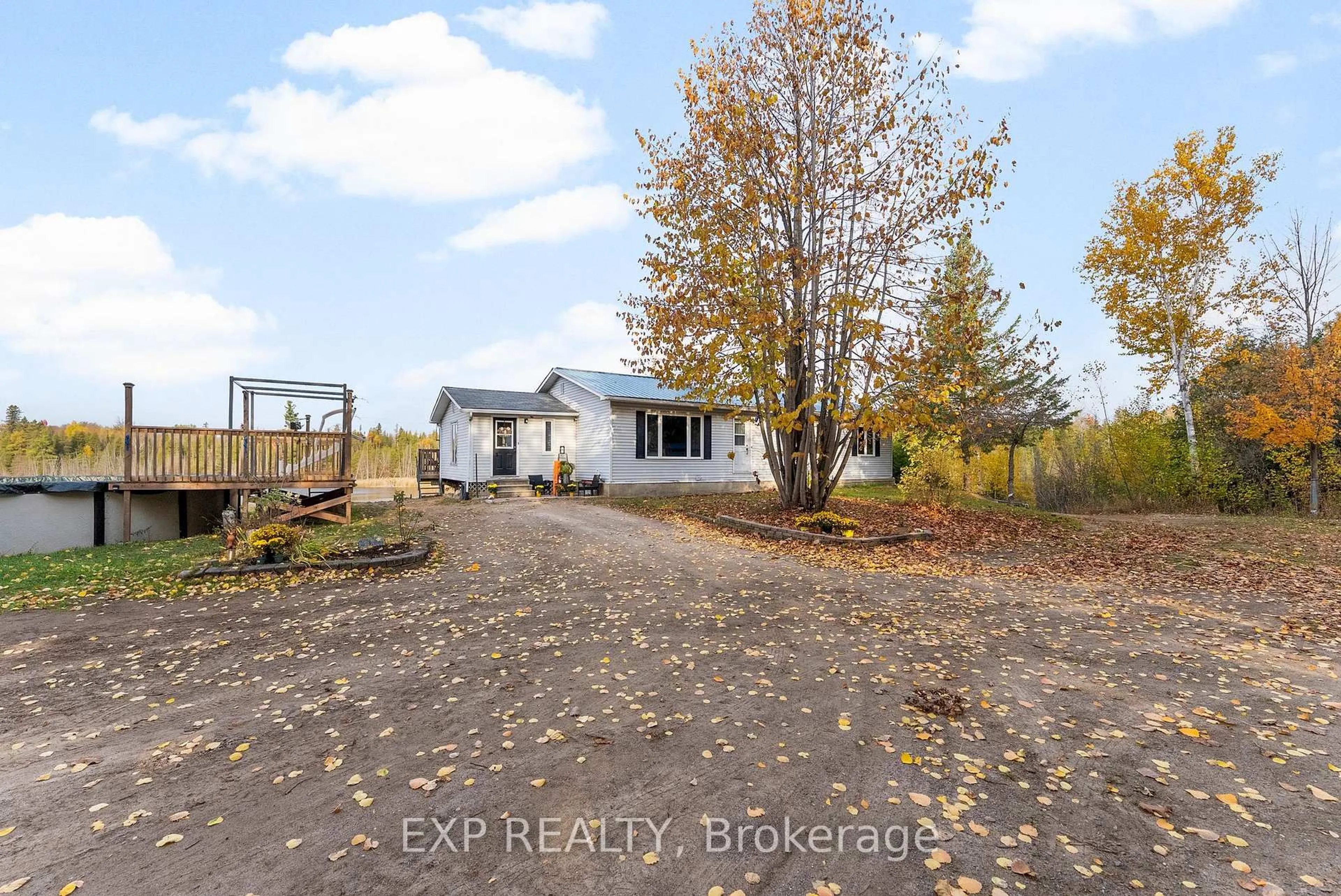 A pic from outside/outdoor area/front of a property/back of a property/a pic from drone, unknown for 164 Garden Lake Tr, Haley Station Ontario K0J 1Y0
