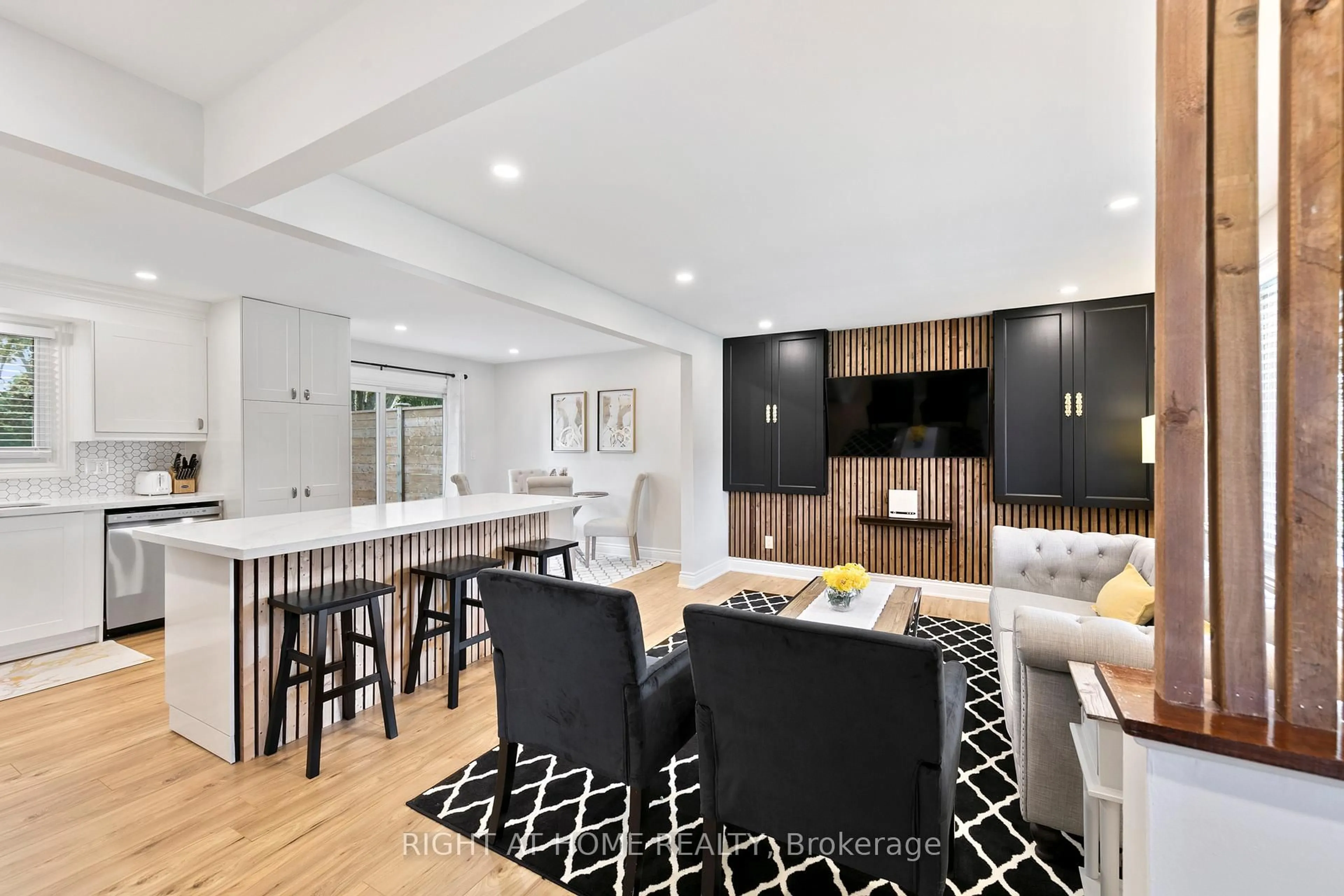 Open concept kitchen, unknown for 94 States Ave, Amherstburg Ontario N9V 3M3
