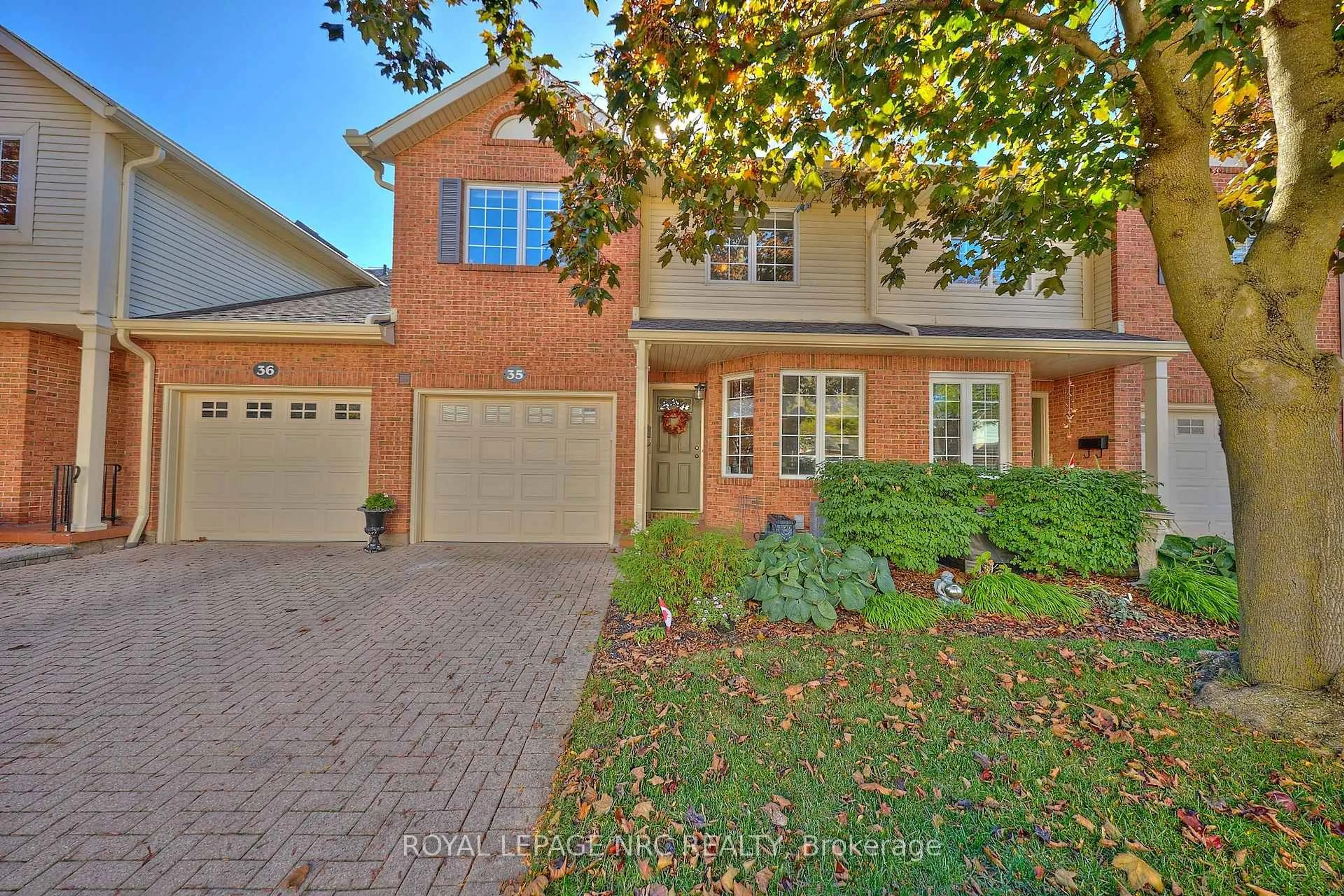 Home with brick exterior material, street for 275 PELHAM Rd #35, St. Catharines Ontario L2S 3B9