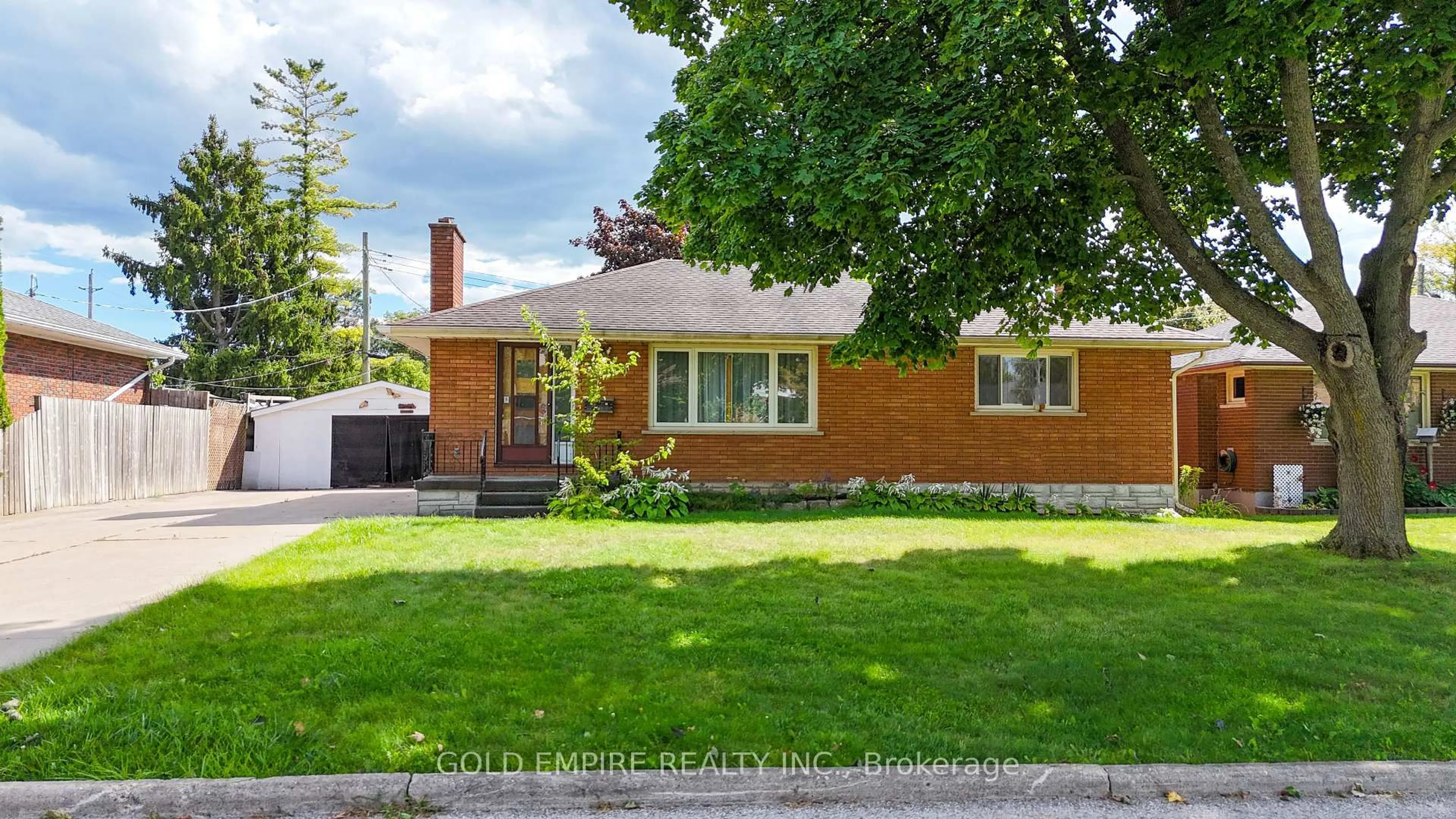 Home with brick exterior material, street for 19 ST JOSEPH St, St. Thomas Ontario N5R 1S8