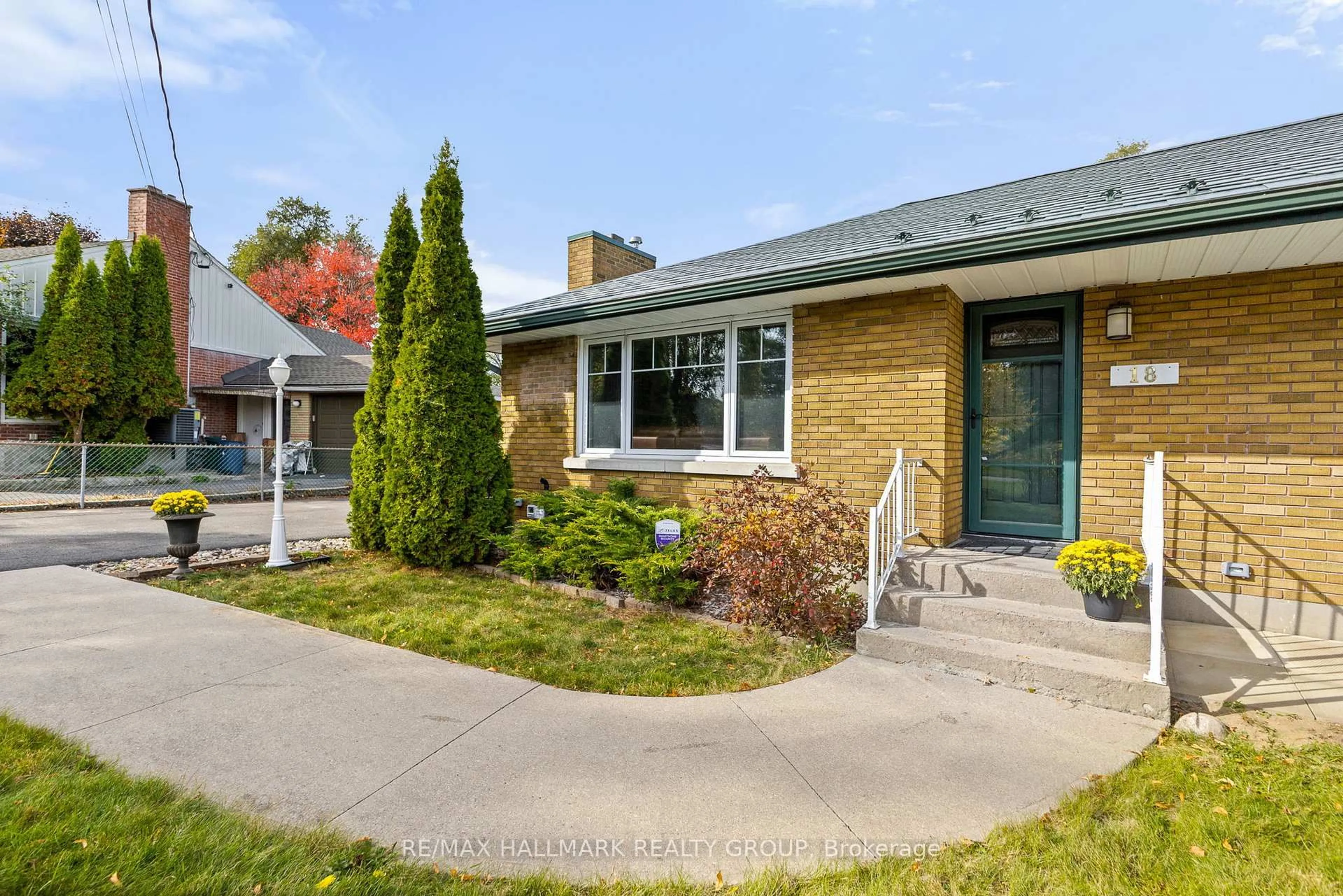 Home with brick exterior material, street for 18 Kerry Cres, Ottawa Ontario K2E 5V6