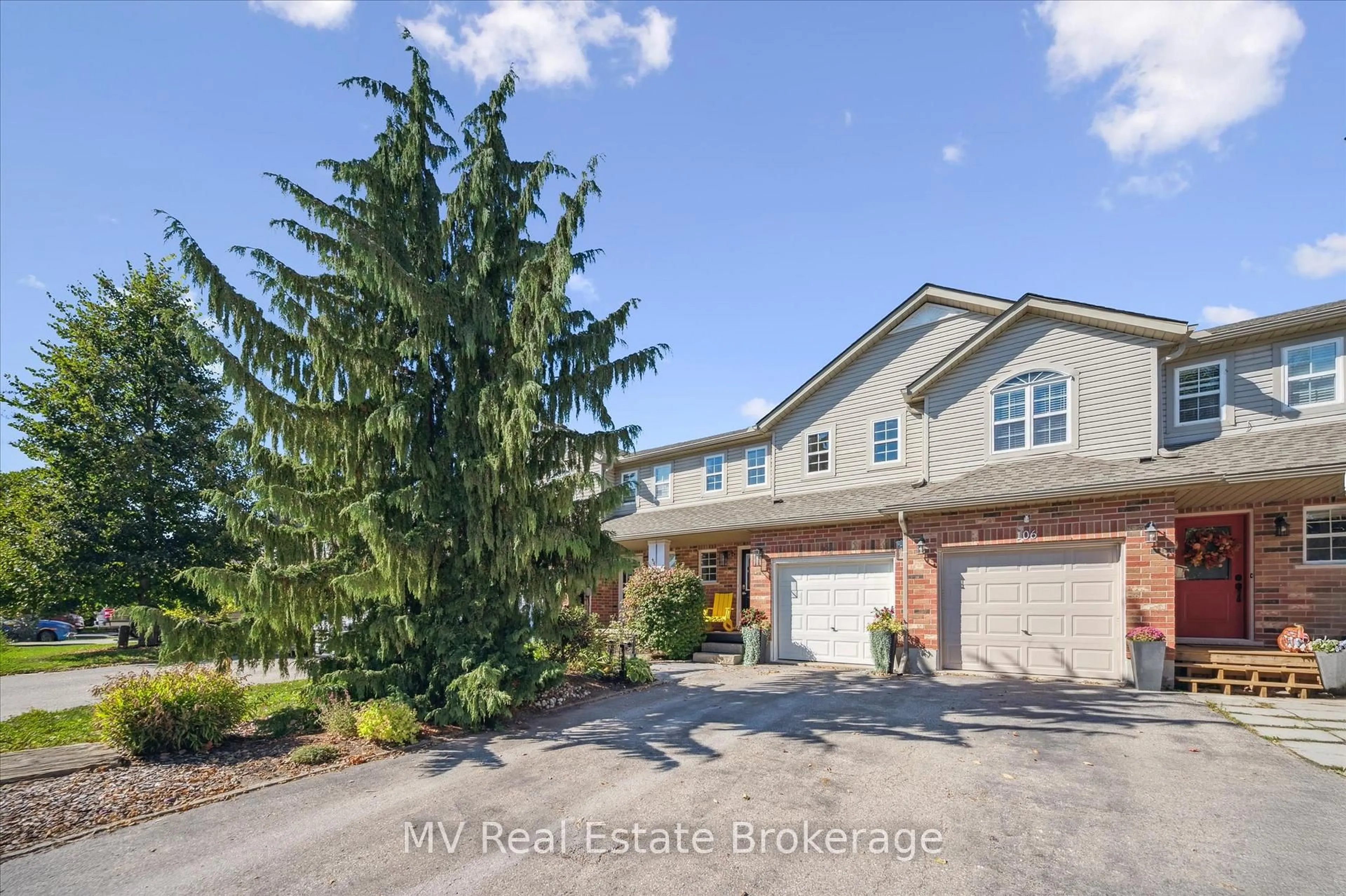 Unknown for 104 Gibbons Dr, Centre Wellington Ontario N1M 3V8