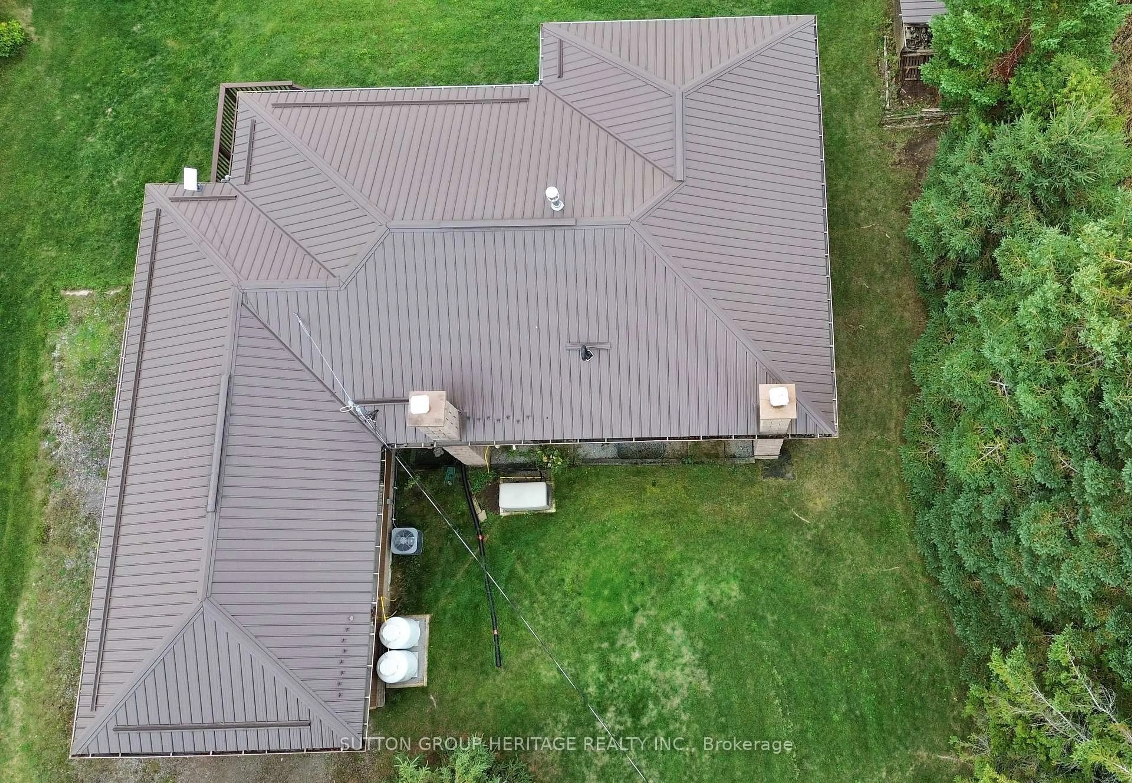 A pic from outside/outdoor area/front of a property/back of a property/a pic from drone, building for 584 Rohallion Rd, Kawartha Lakes Ontario L0K 1B0