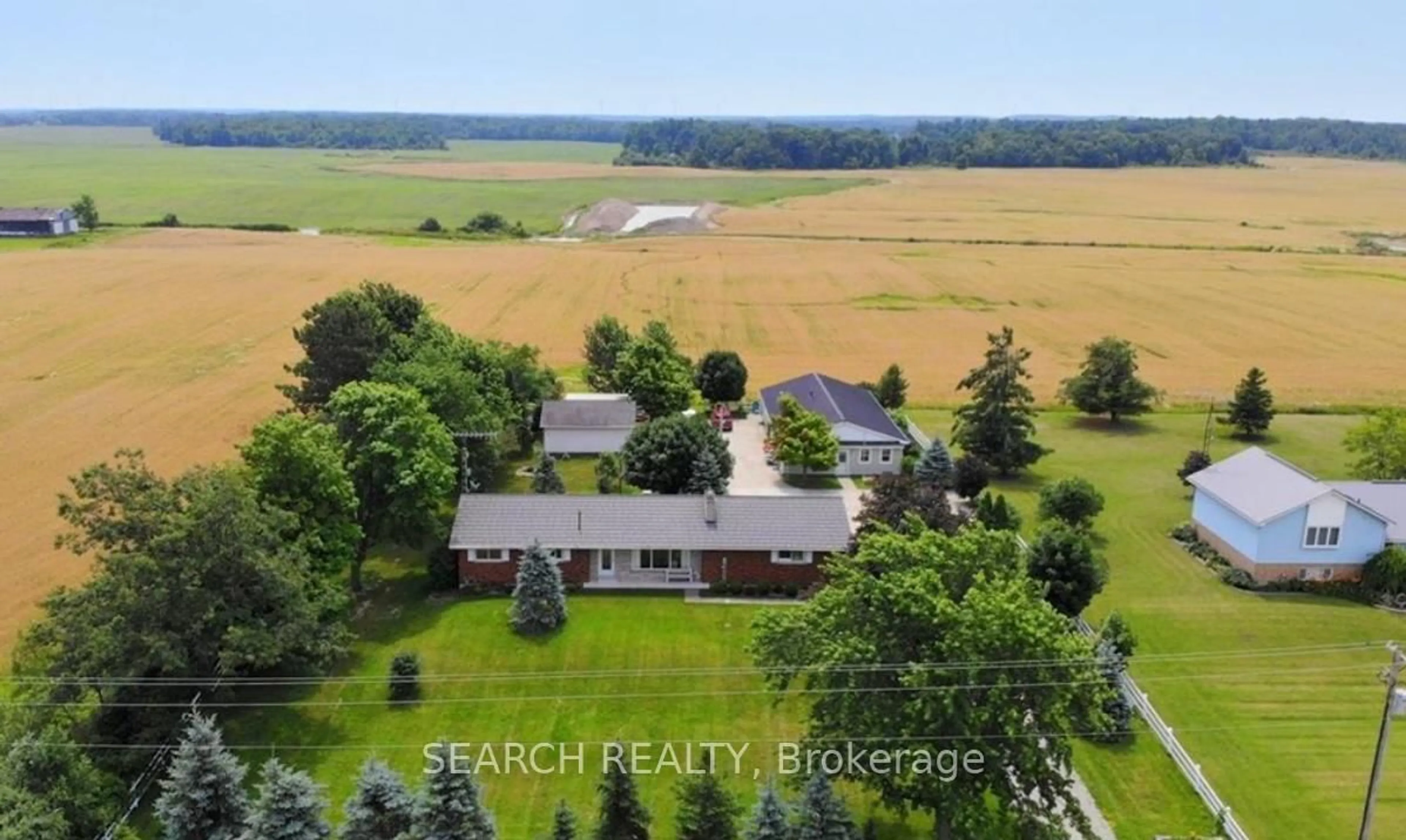 A pic from outside/outdoor area/front of a property/back of a property/a pic from drone, unknown for 5536 Hwy #3, Haldimand Ontario N0A 1E0