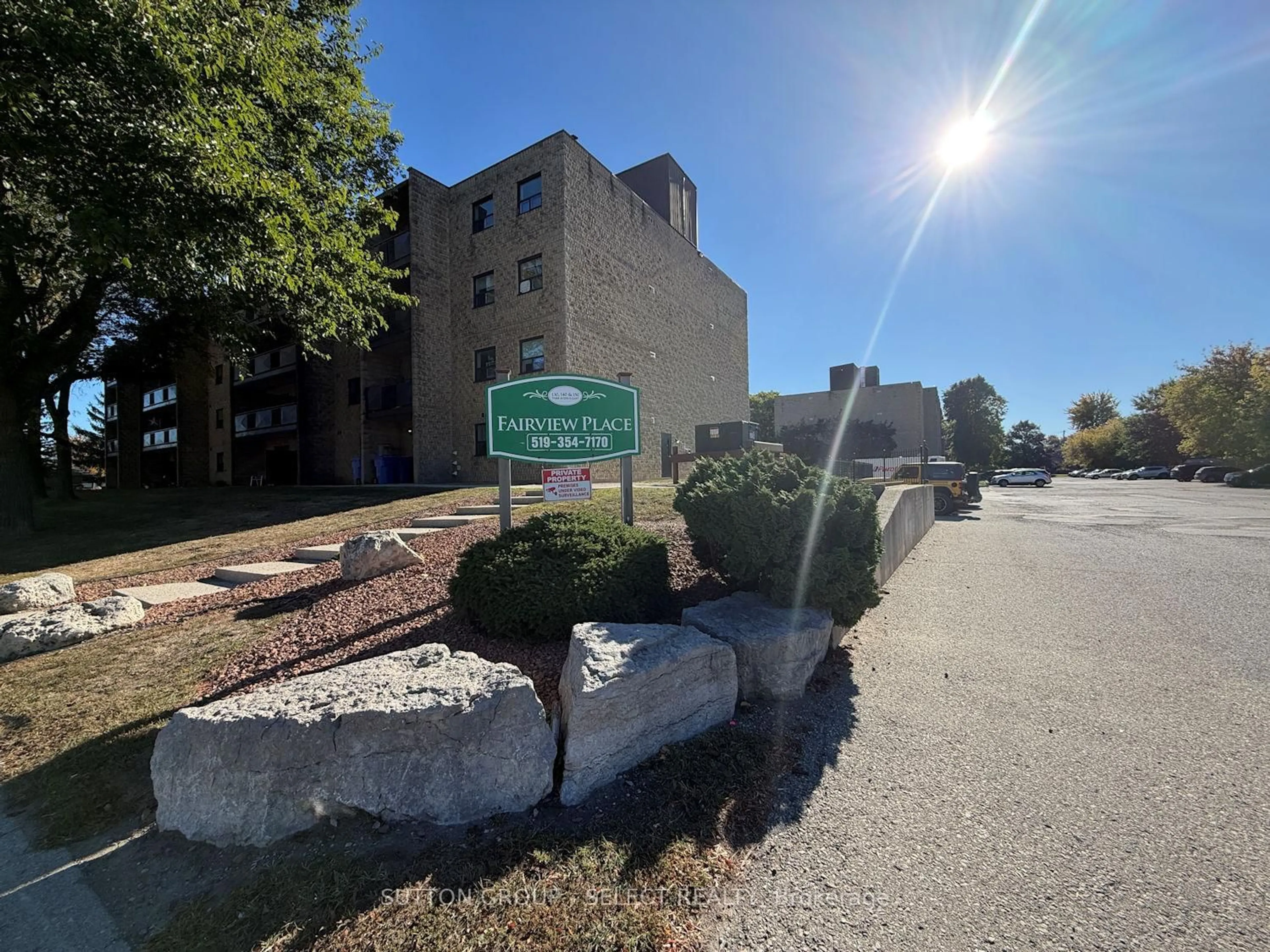 Unknown for 140 Park Ave #402, Chatham-Kent Ontario N7M 3V6