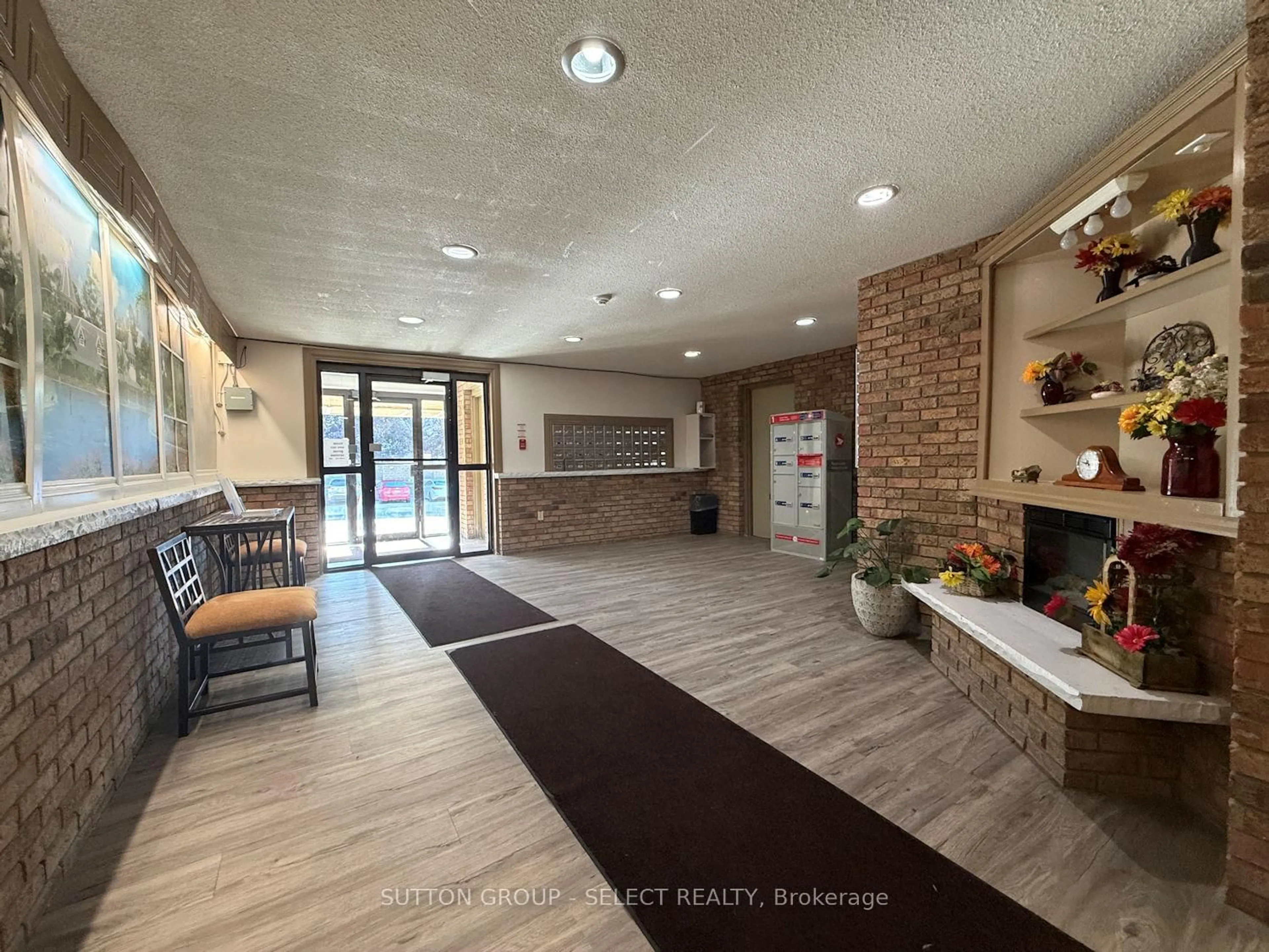 Unknown for 140 Park Ave #402, Chatham-Kent Ontario N7M 3V6
