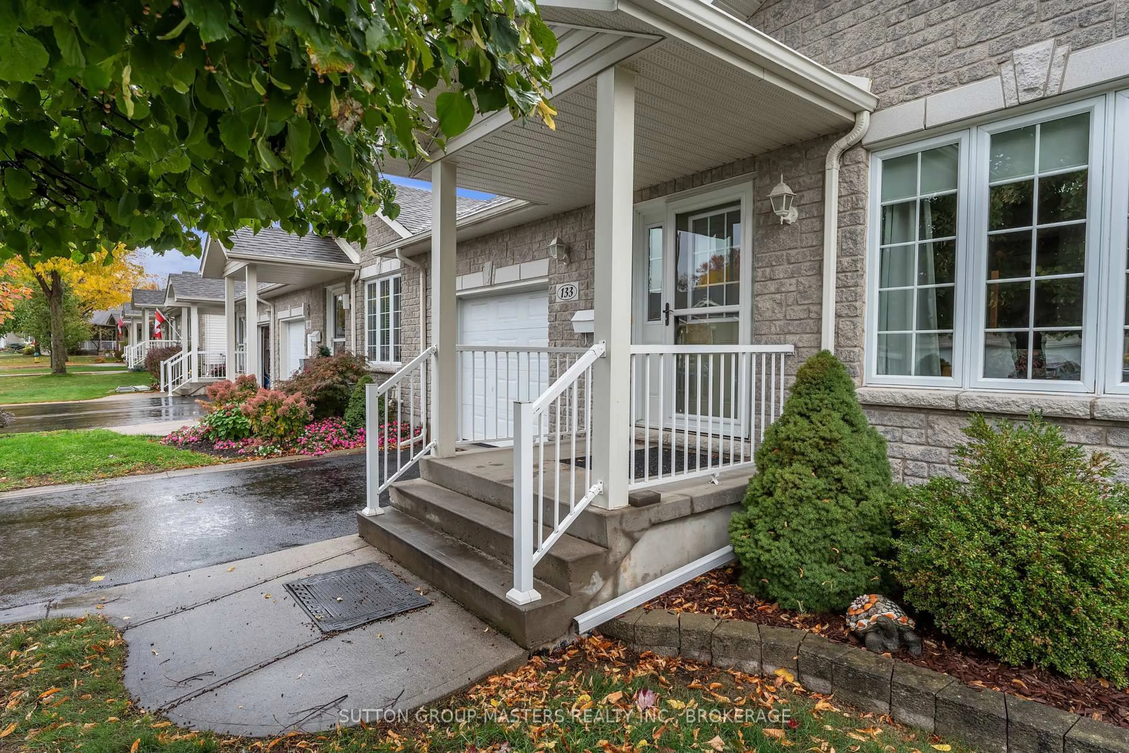 Patio, street for 133 Ellesmeer Ave, Kingston Ontario K7P 3H9