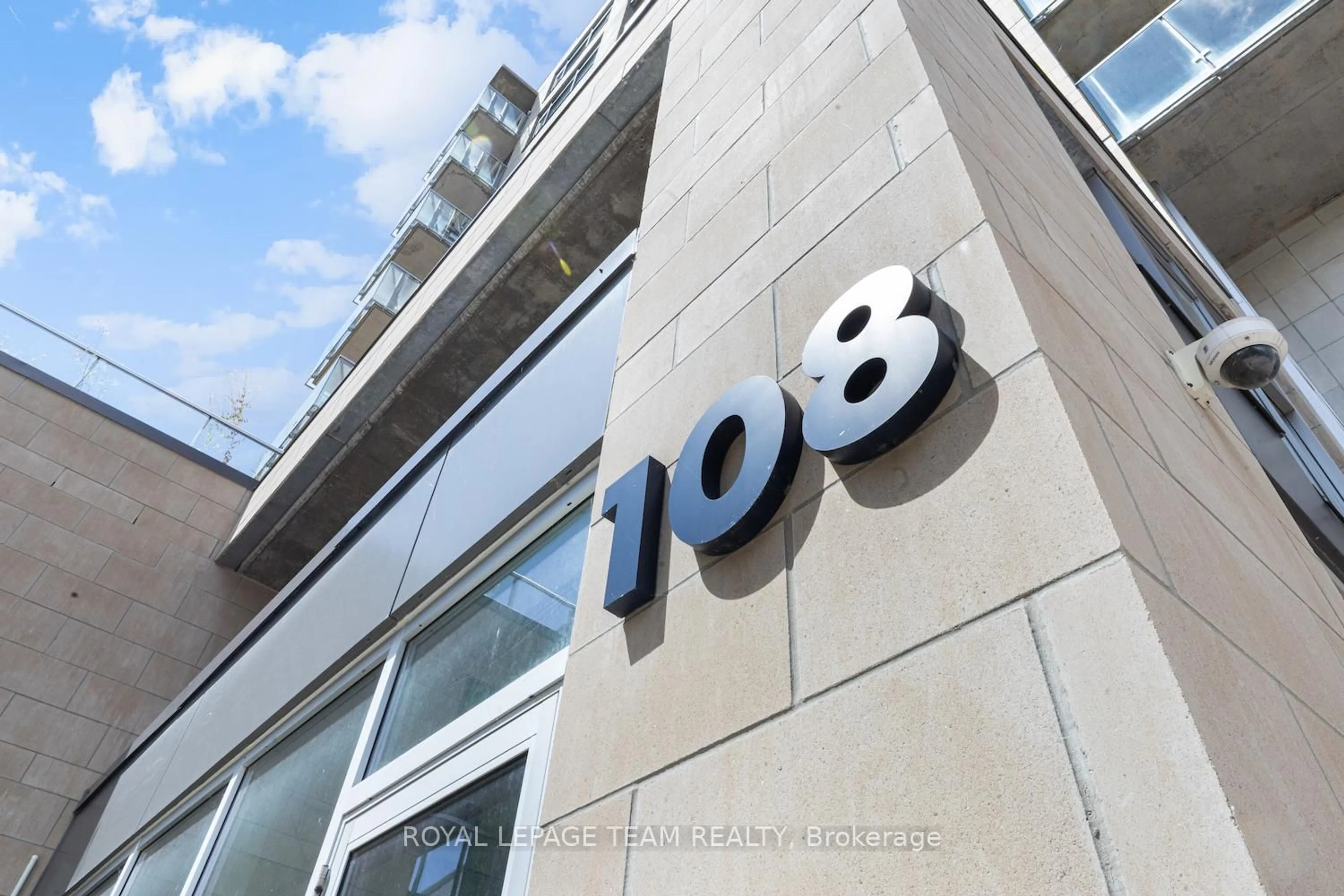 Unknown for 108 Richmond Rd #502, Ottawa Ontario K1Z 0B3