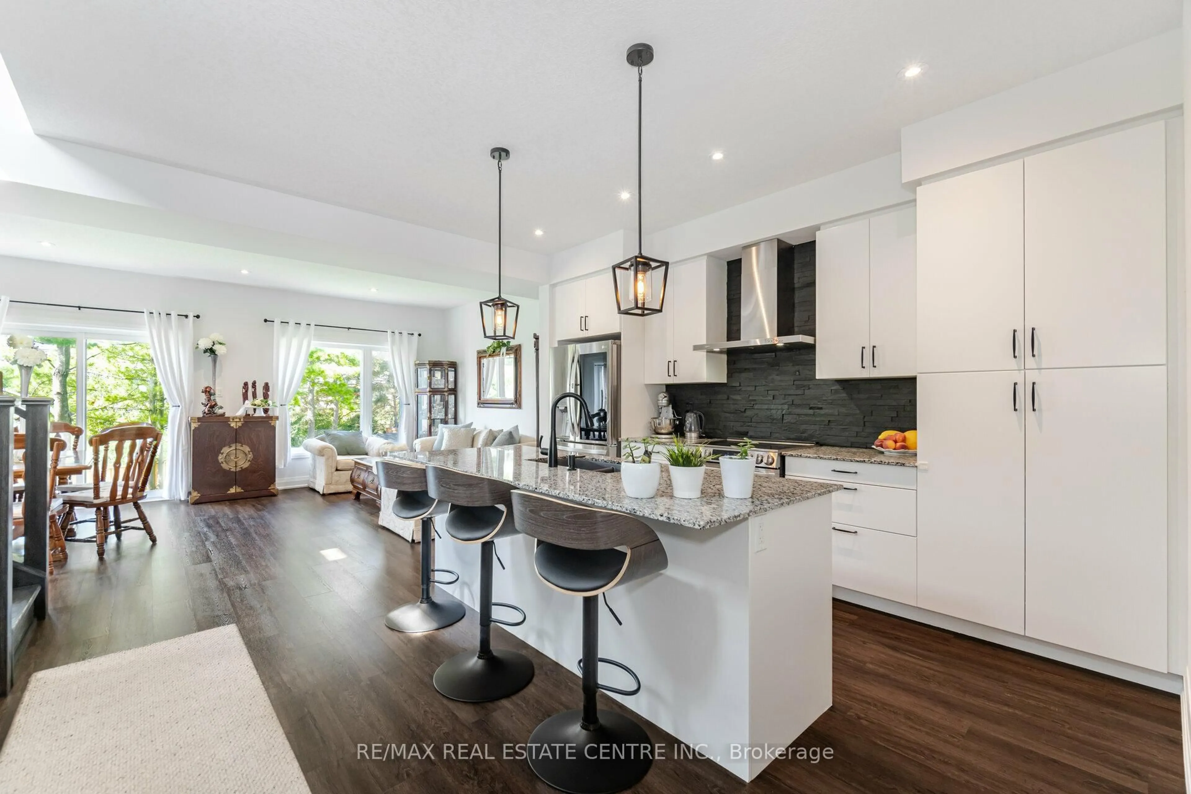 Open concept kitchen, unknown for 43 Ferris Circ, Guelph Ontario N1G 0H2
