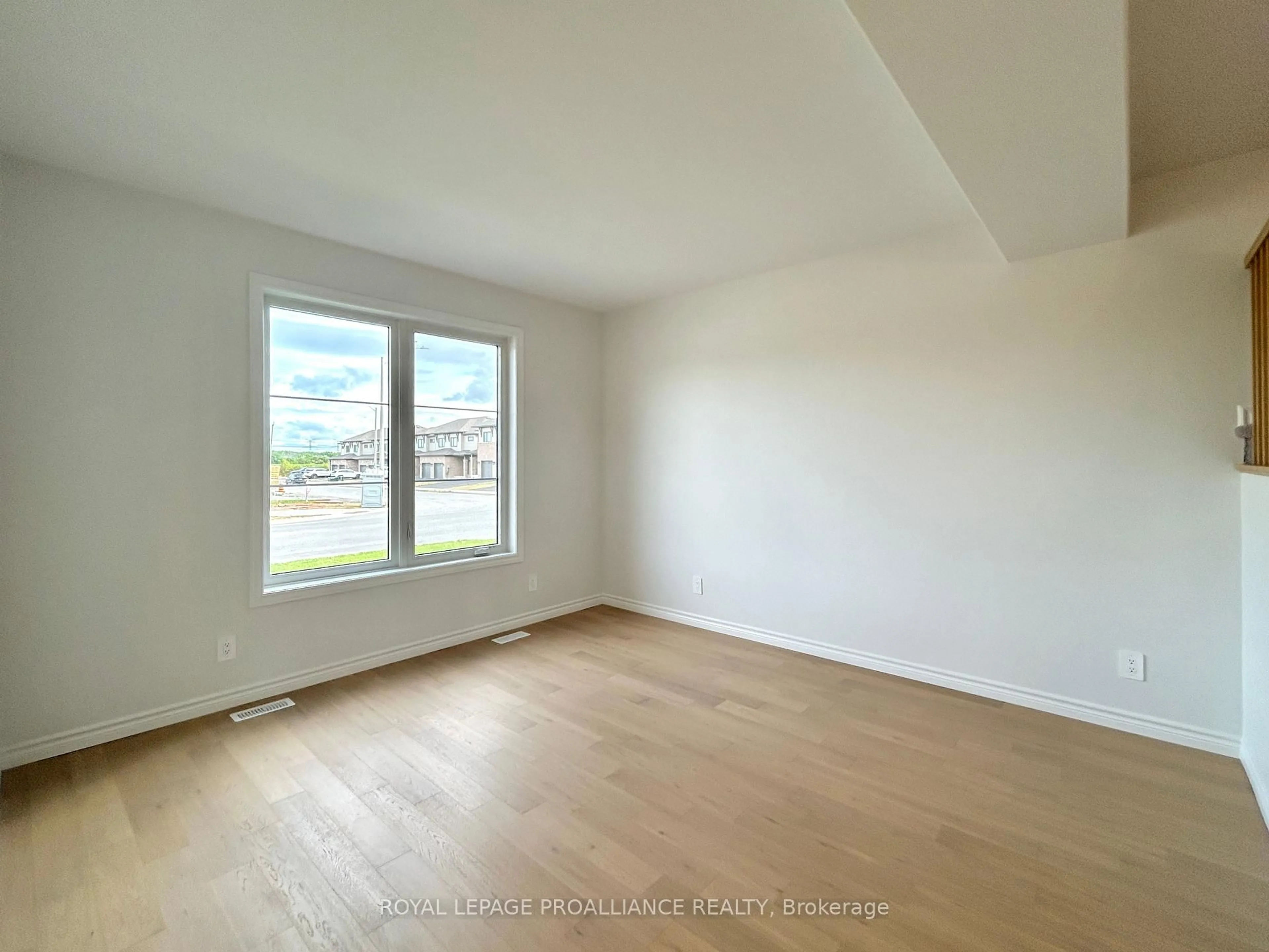 A pic of a room for 12 Riverstone Way, Belleville Ontario K8N 0S6