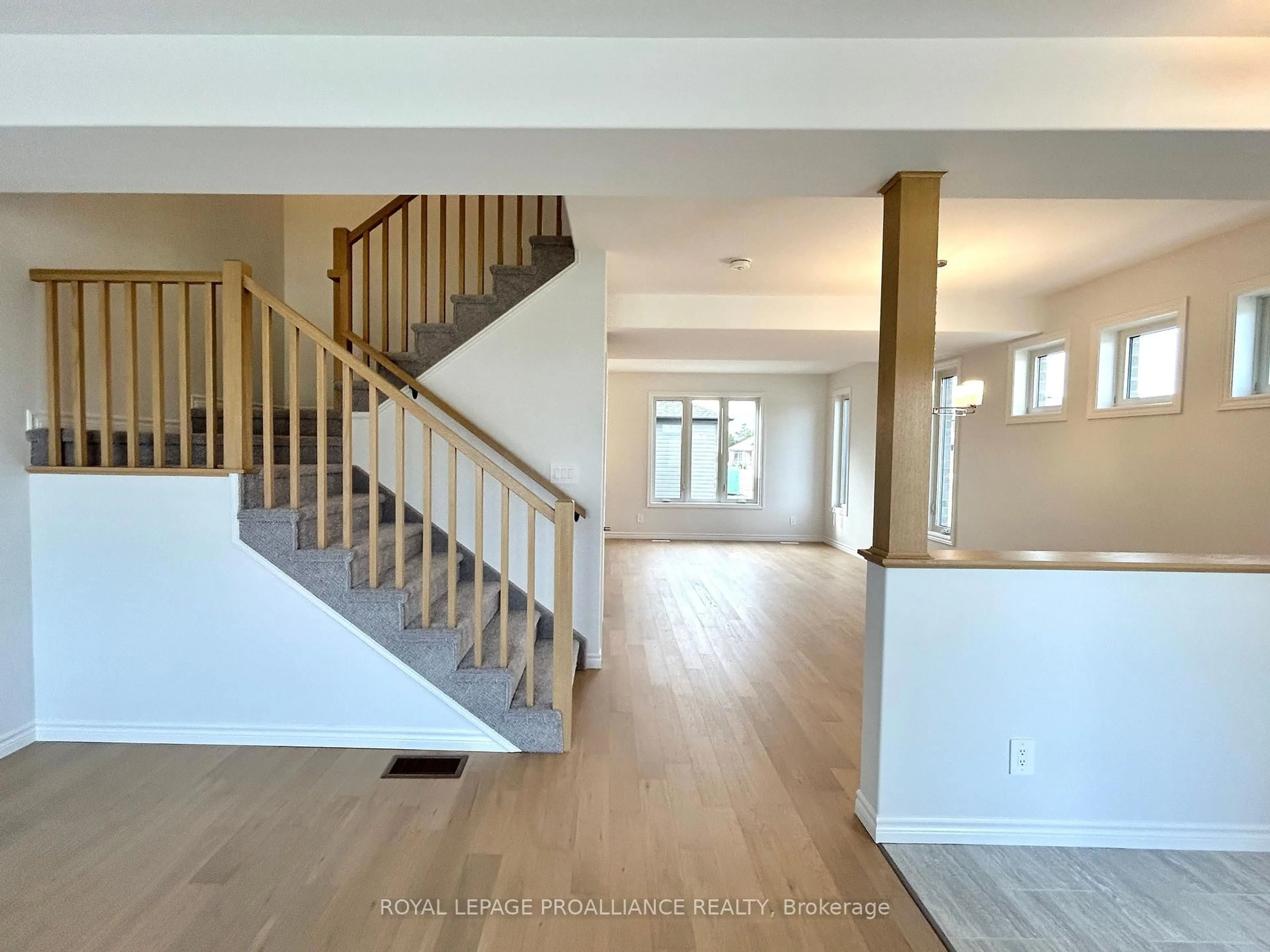 Indoor entryway for 12 Riverstone Way, Belleville Ontario K8N 0S6