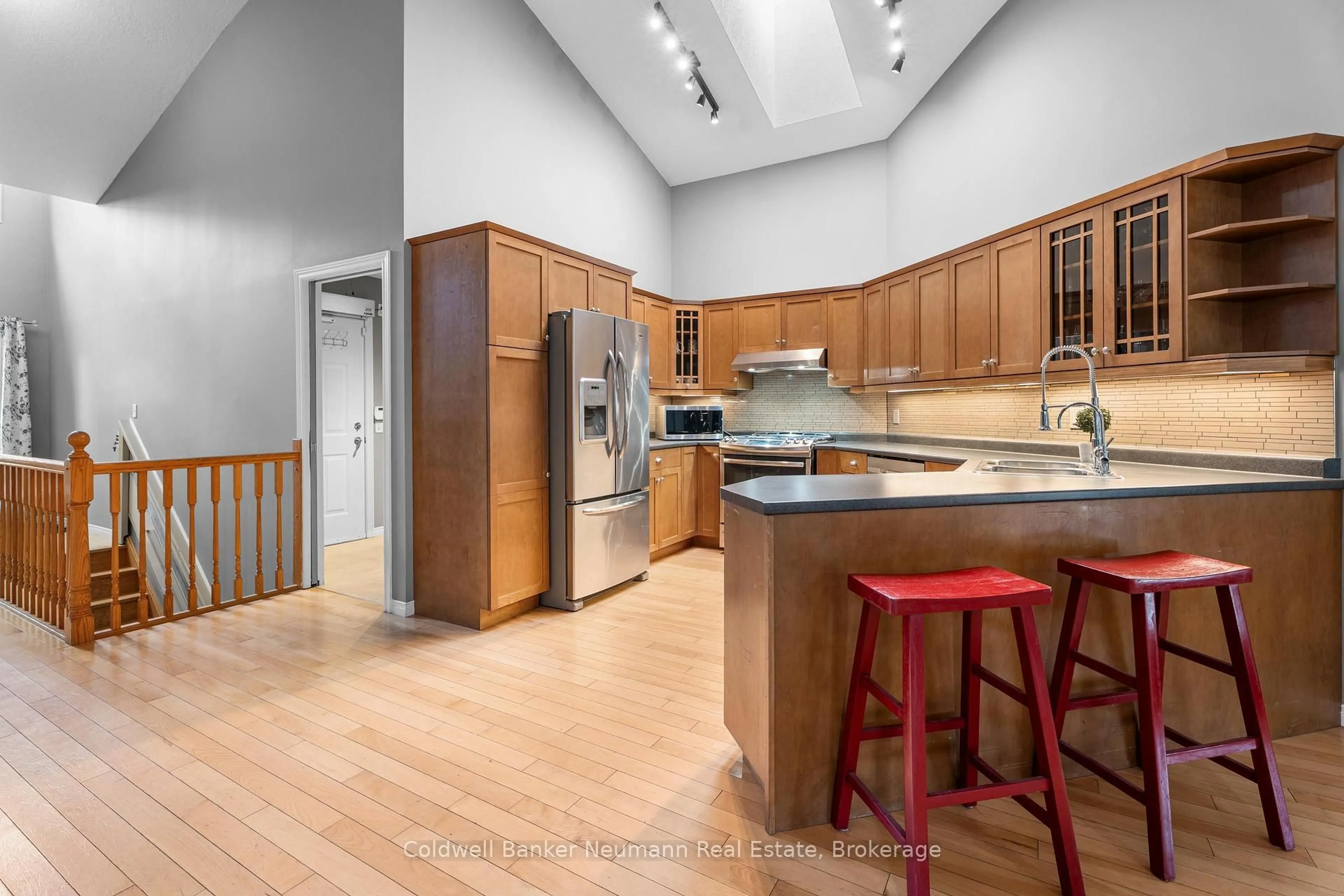 Open concept kitchen, unknown for 27 Miller St, Guelph Ontario N1L 1P2