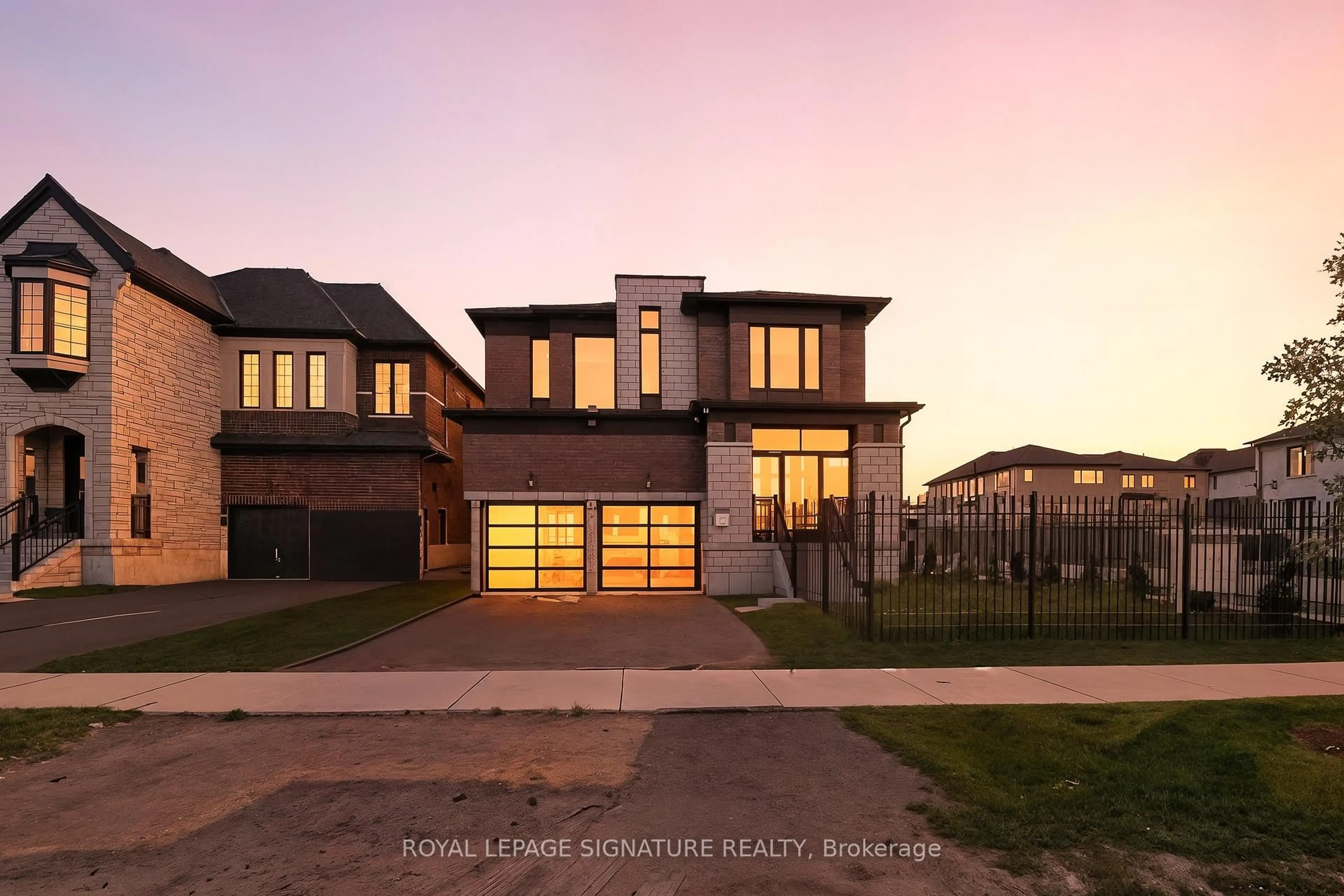 Home with brick exterior material, street for 984 Centennial Crt, Woodstock Ontario N4T 0N8