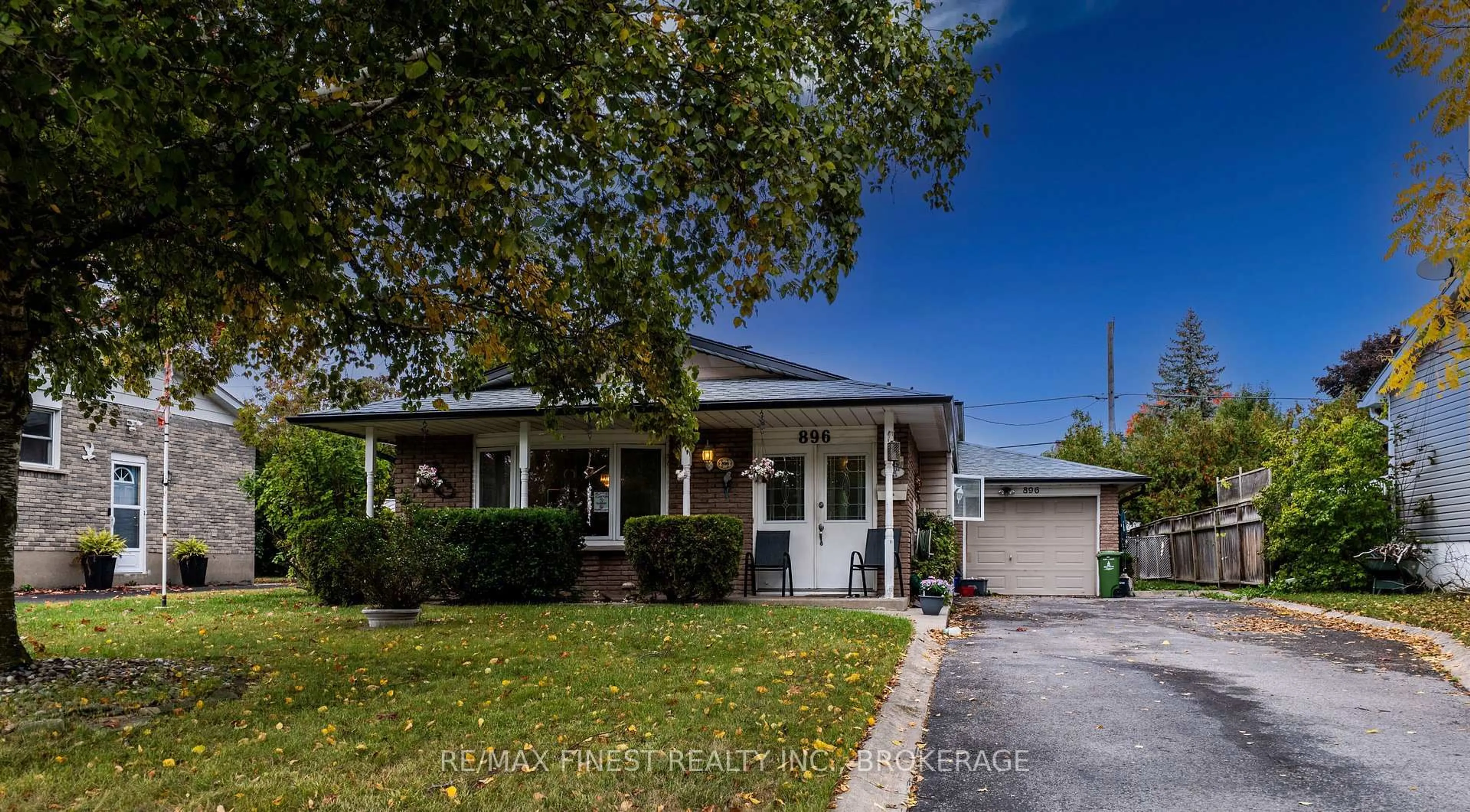 Unknown for 896 Development Dr, Kingston Ontario K7M 5T1
