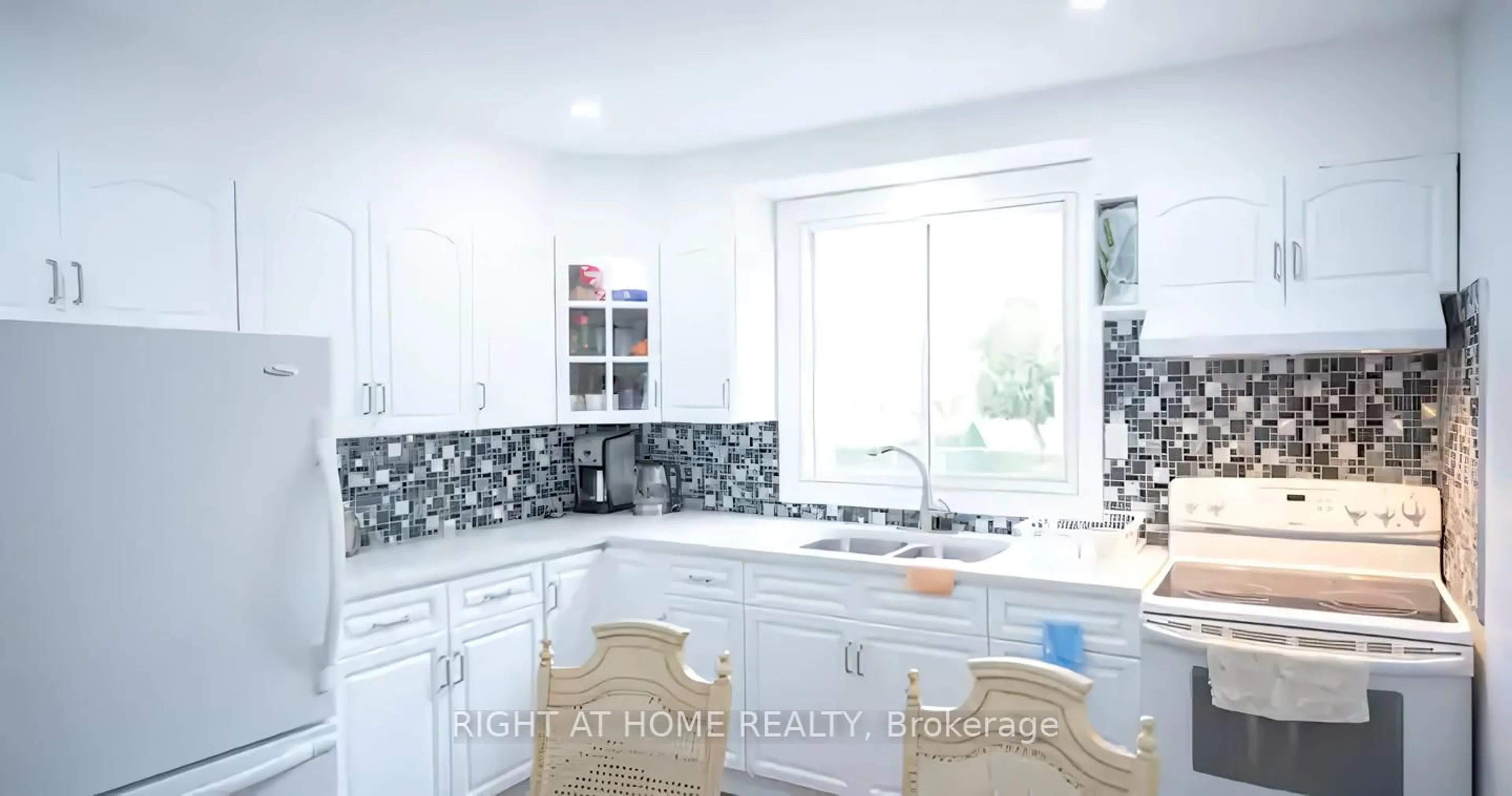 Contemporary kitchen, ceramic/tile floor for 6241 Montrose Rd, Niagara Falls Ontario L2H 1L5
