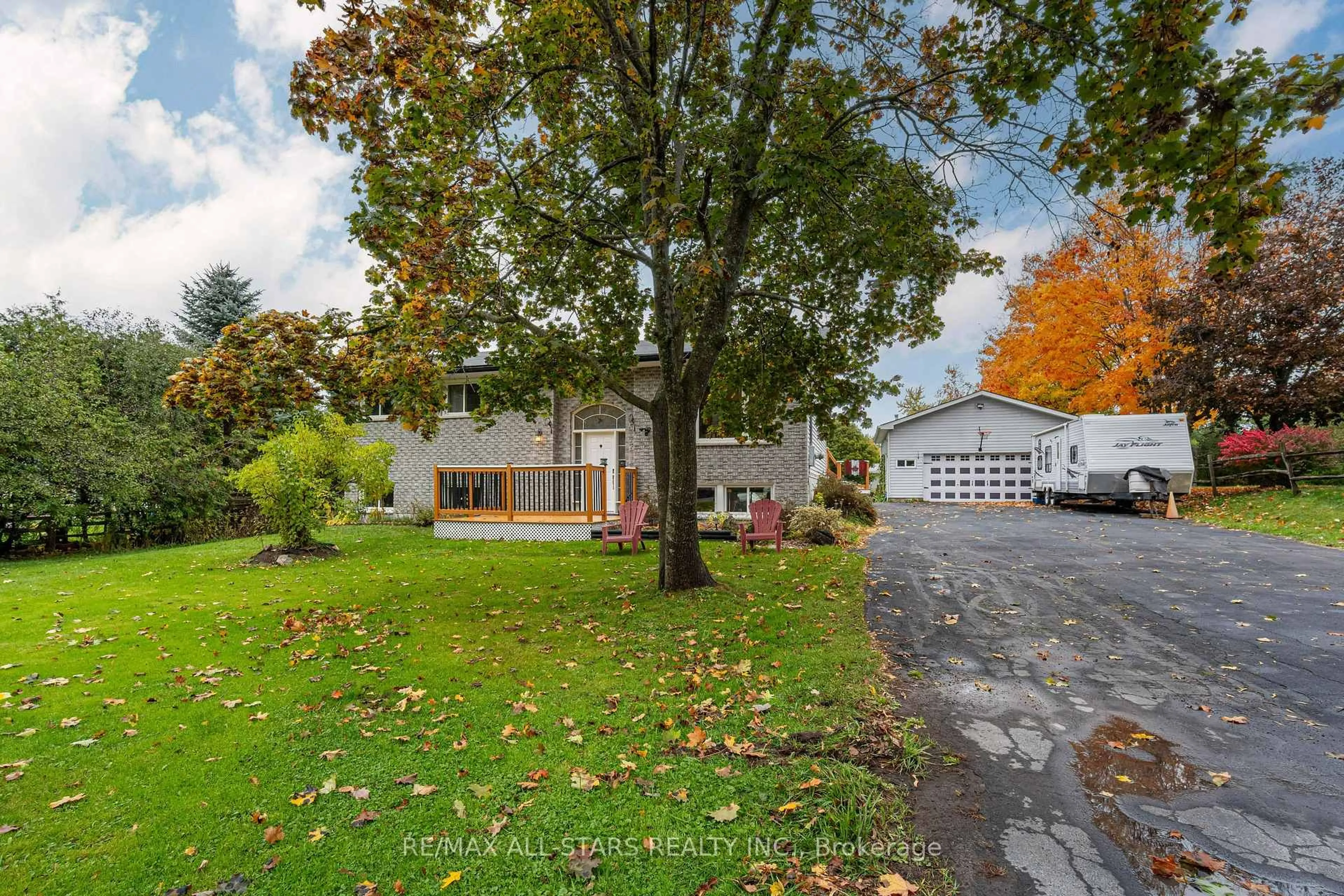 A pic from outside/outdoor area/front of a property/back of a property/a pic from drone, street for 32 Liberty Lane, Kawartha Lakes Ontario K0L 2W0