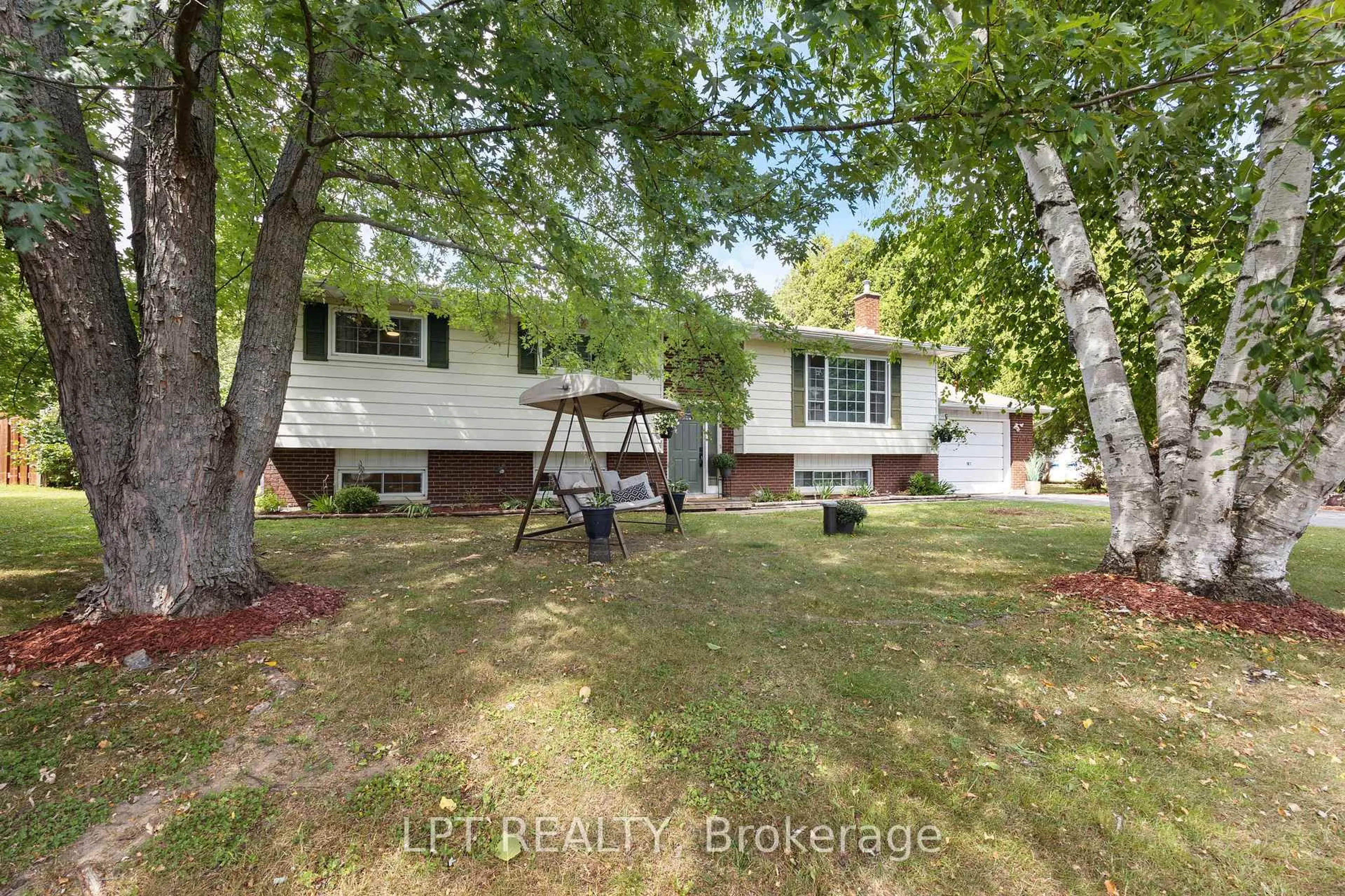 A pic from outside/outdoor area/front of a property/back of a property/a pic from drone, street for 656 Kitley 3 Line, Elizabethtown-Kitley Ontario K0G 1G0