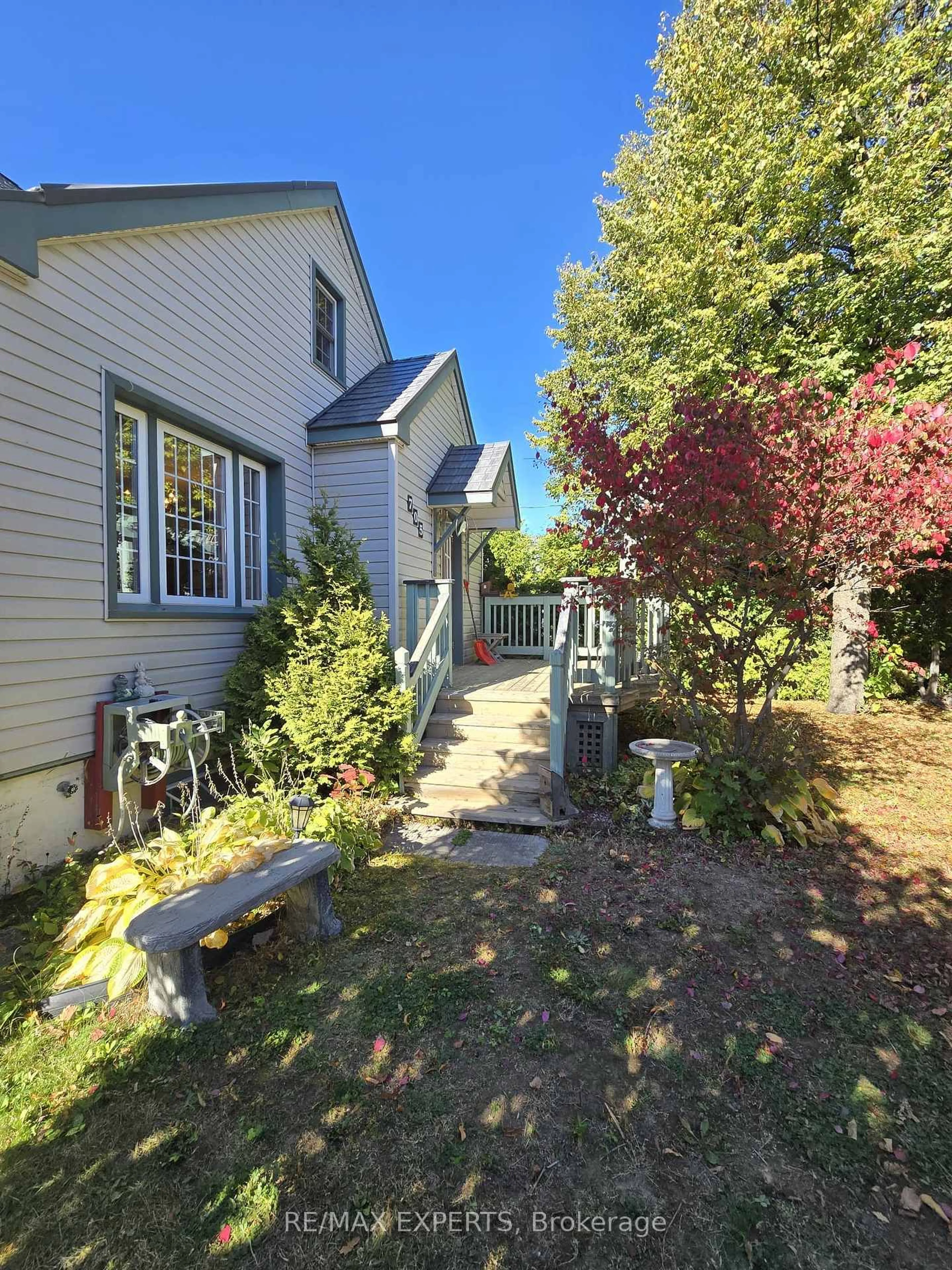 A pic from outside/outdoor area/front of a property/back of a property/a pic from drone, street for 705 Prete St, Greater Sudbury Ontario P3E 3X4