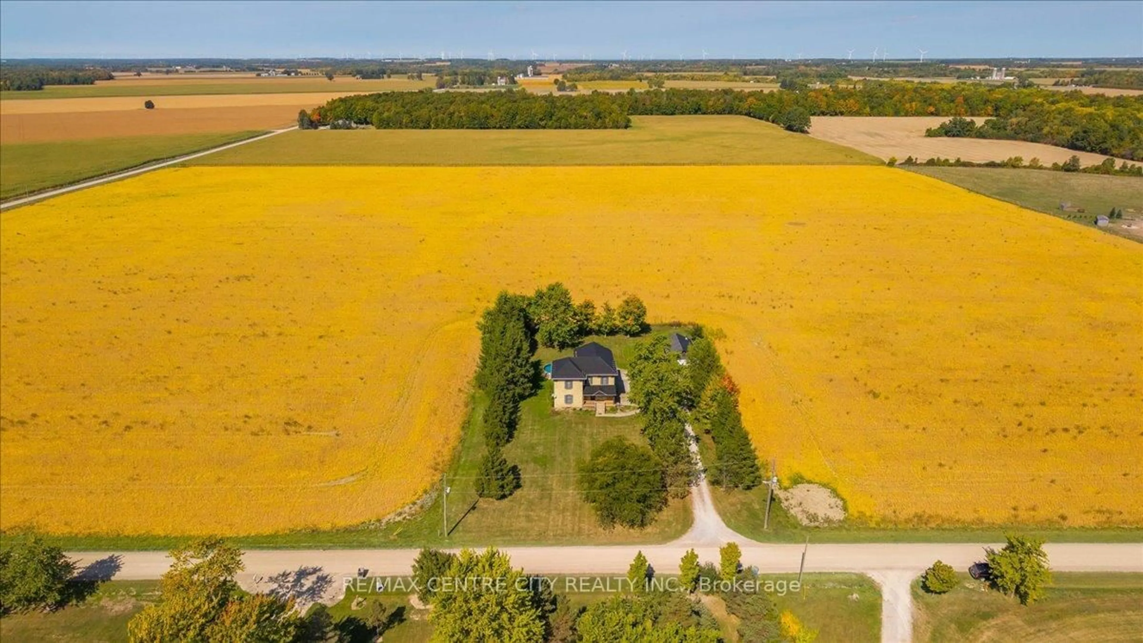 A pic from outside/outdoor area/front of a property/back of a property/a pic from drone, building for 9516 Argyle St, North Middlesex Ontario N0M 1A0