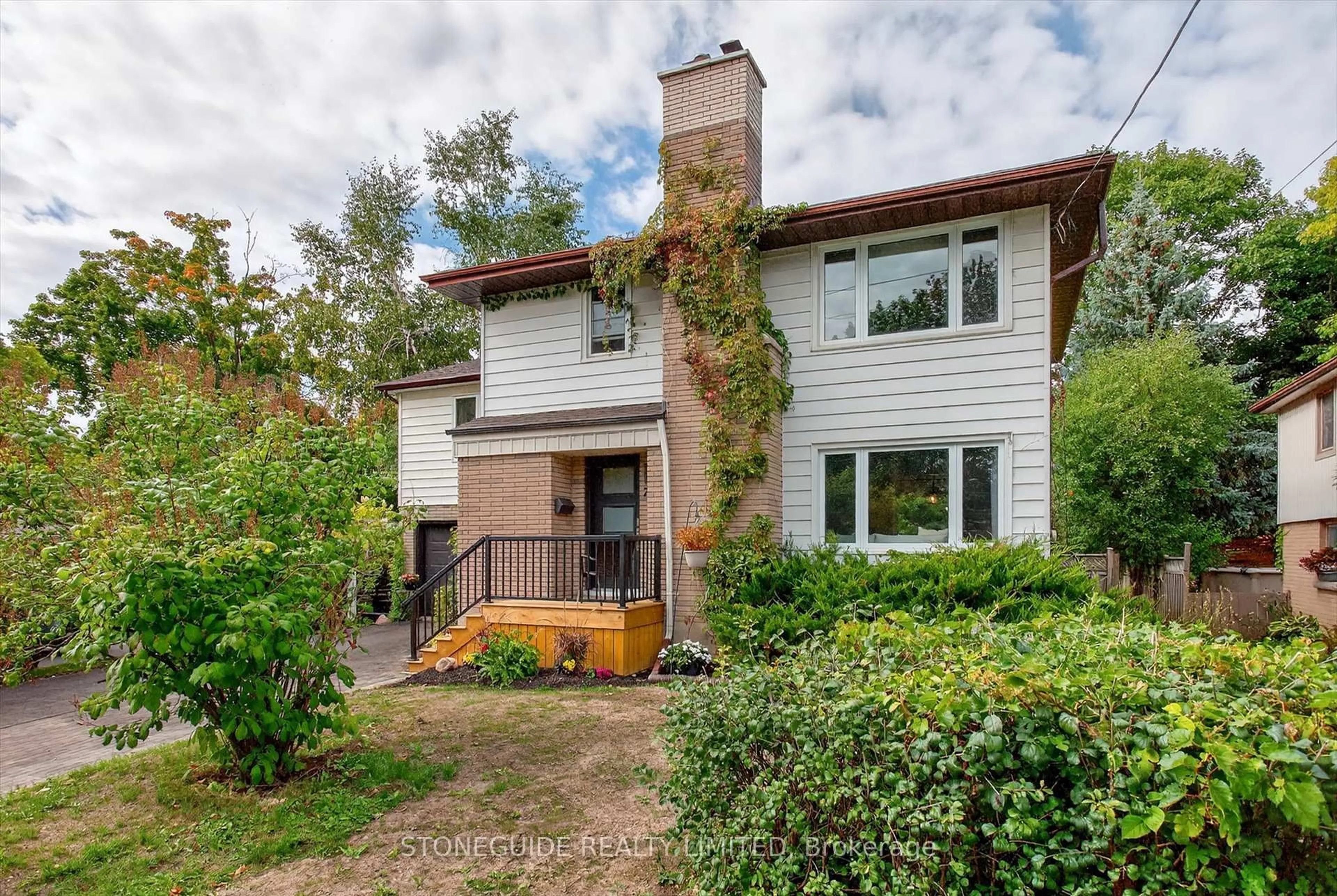 Home with brick exterior material, street for 754 Hopkins Ave, Peterborough Ontario K9J 4Y5
