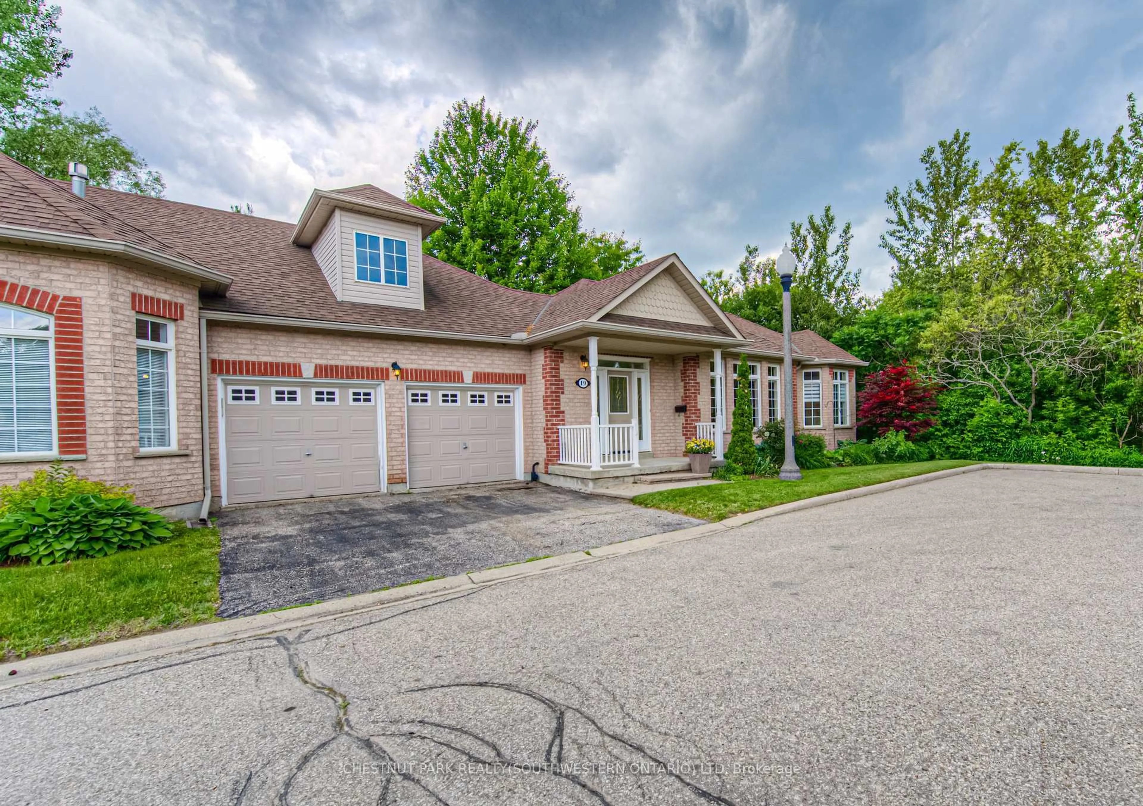 Home with brick exterior material, street for 100 Idle Creek Dr #19, Out of Area Ontario N2A 4H3