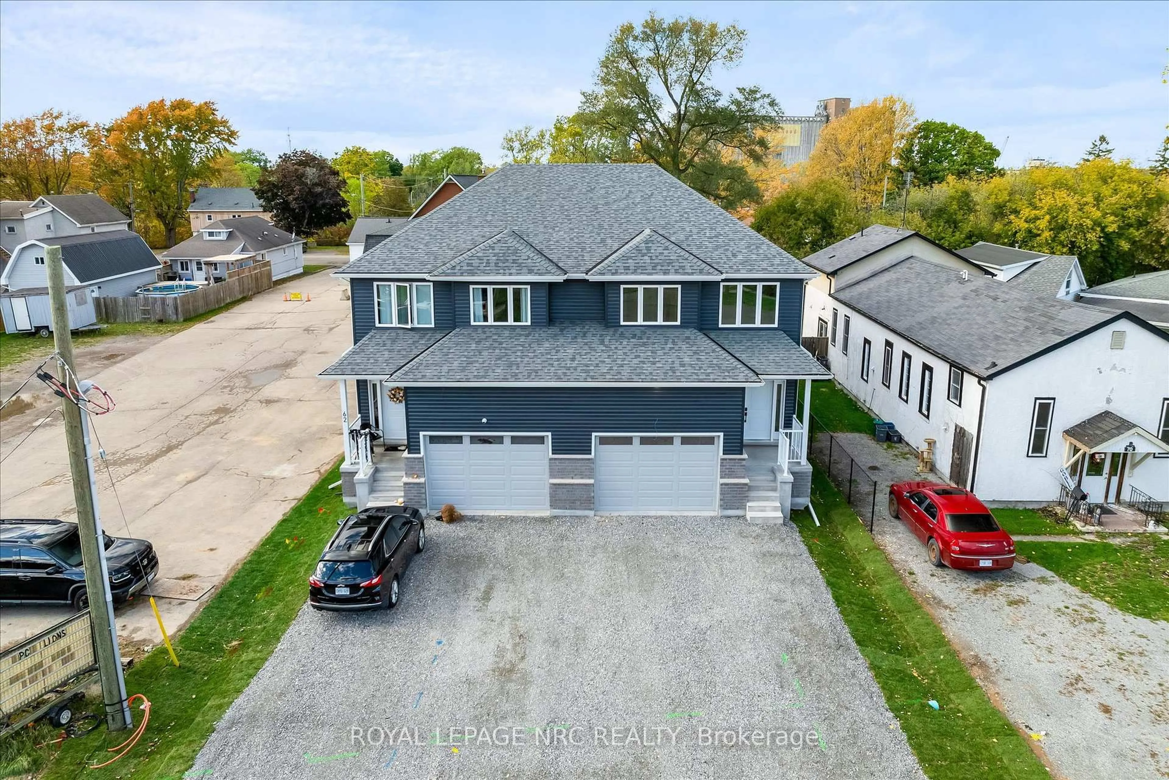 A pic from outside/outdoor area/front of a property/back of a property/a pic from drone, unknown for 66 Page St, Port Colborne Ontario L3K 5V1