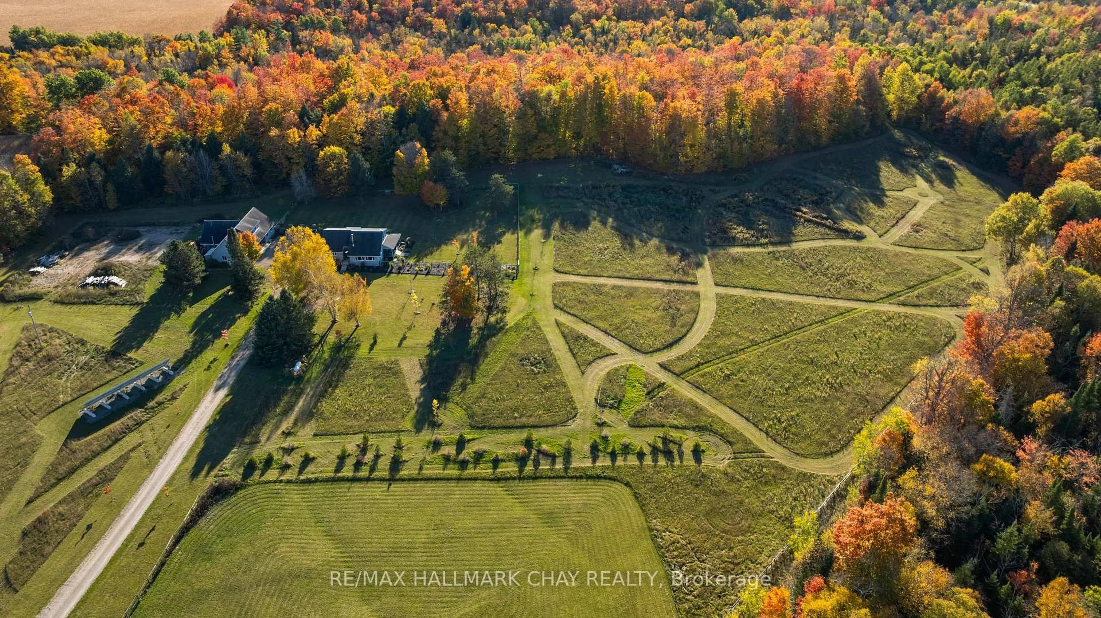 A pic from outside/outdoor area/front of a property/back of a property/a pic from drone, water/lake/river/ocean view for 5748 First Line, Erin Ontario L0N 1N0