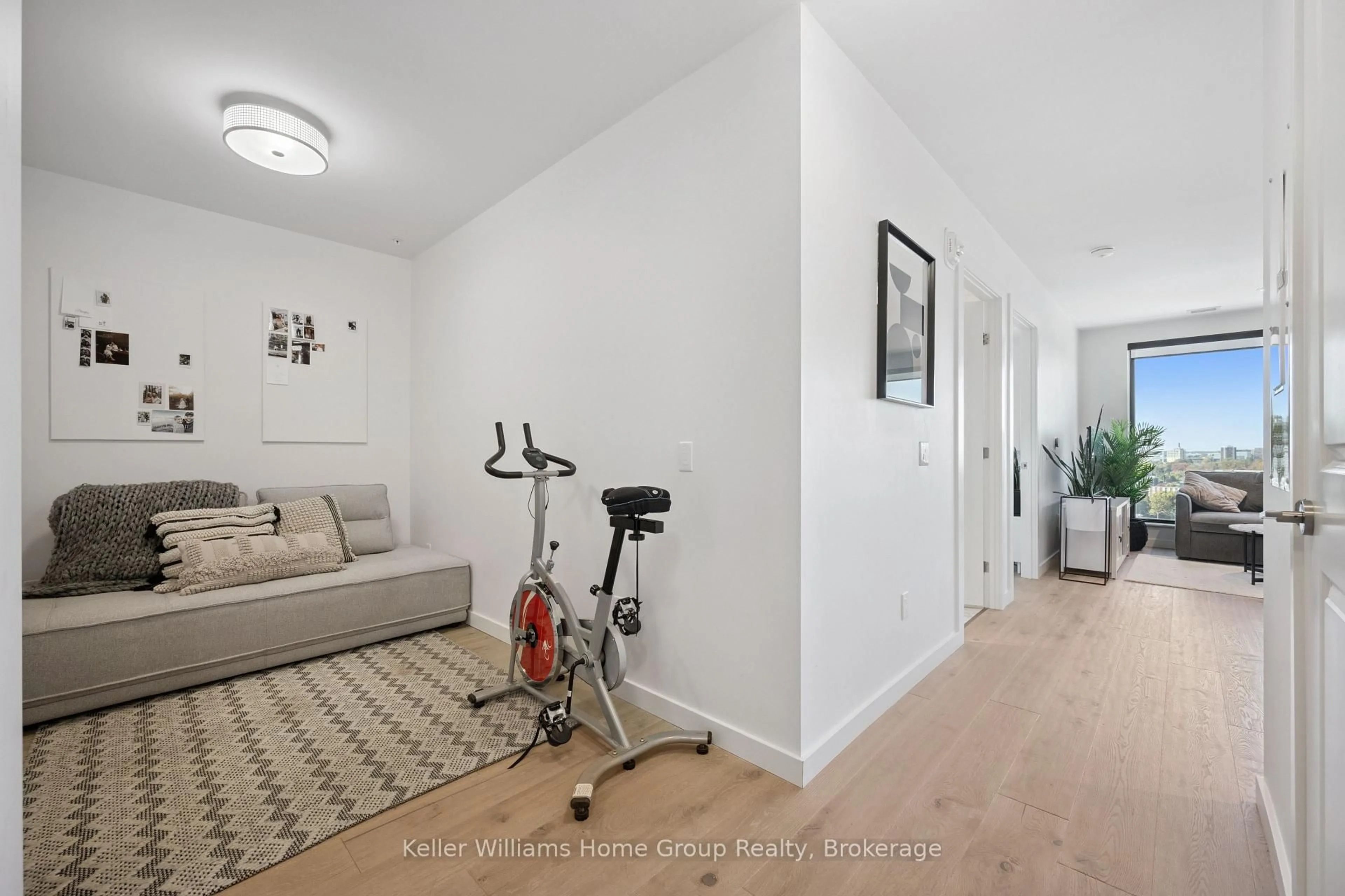 Unknown for 181 King St #1105, Waterloo Ontario N2J 0E7