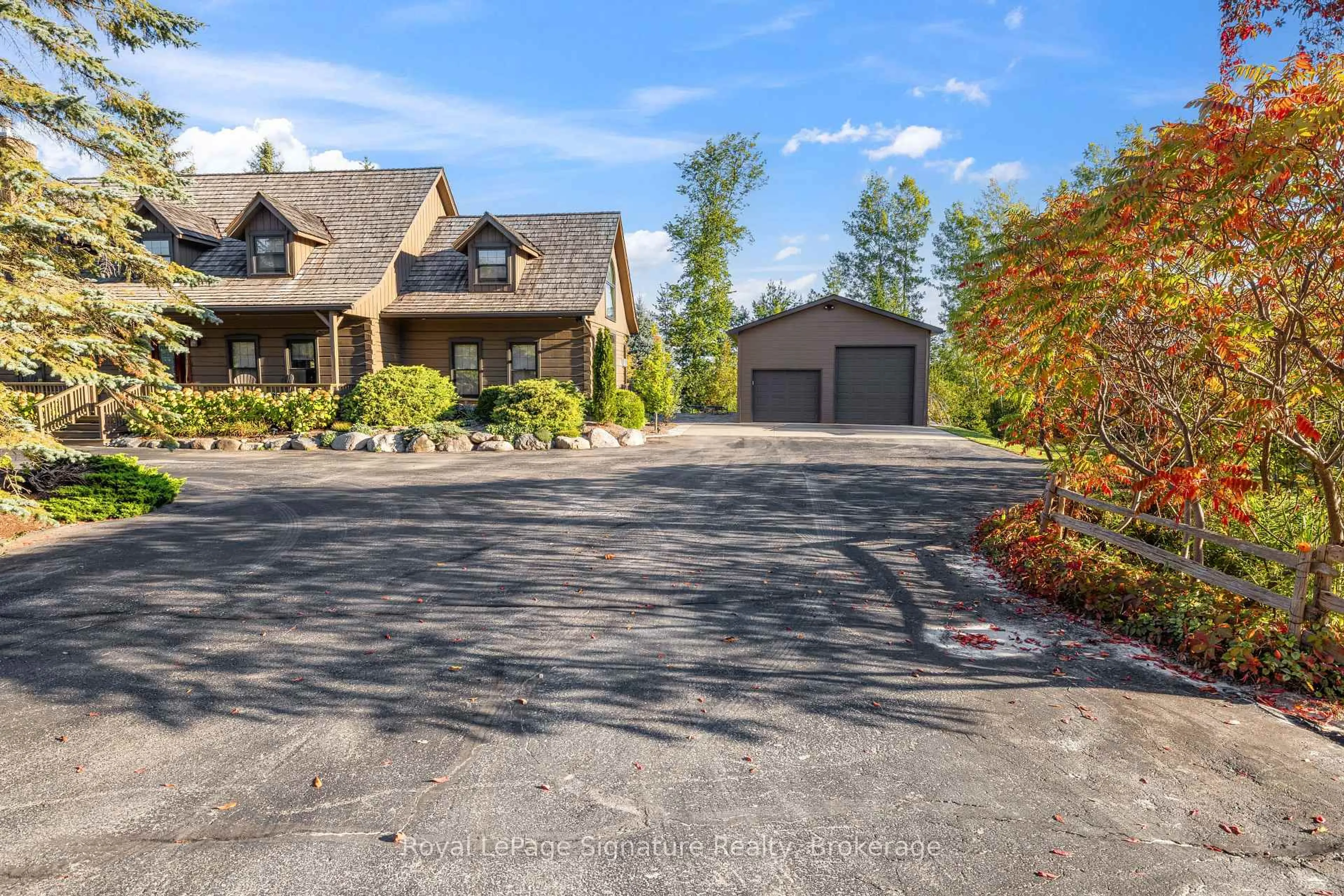 Unknown for 133 OLD LAKESHORE Rd, Blue Mountains Ontario N0H 1J0