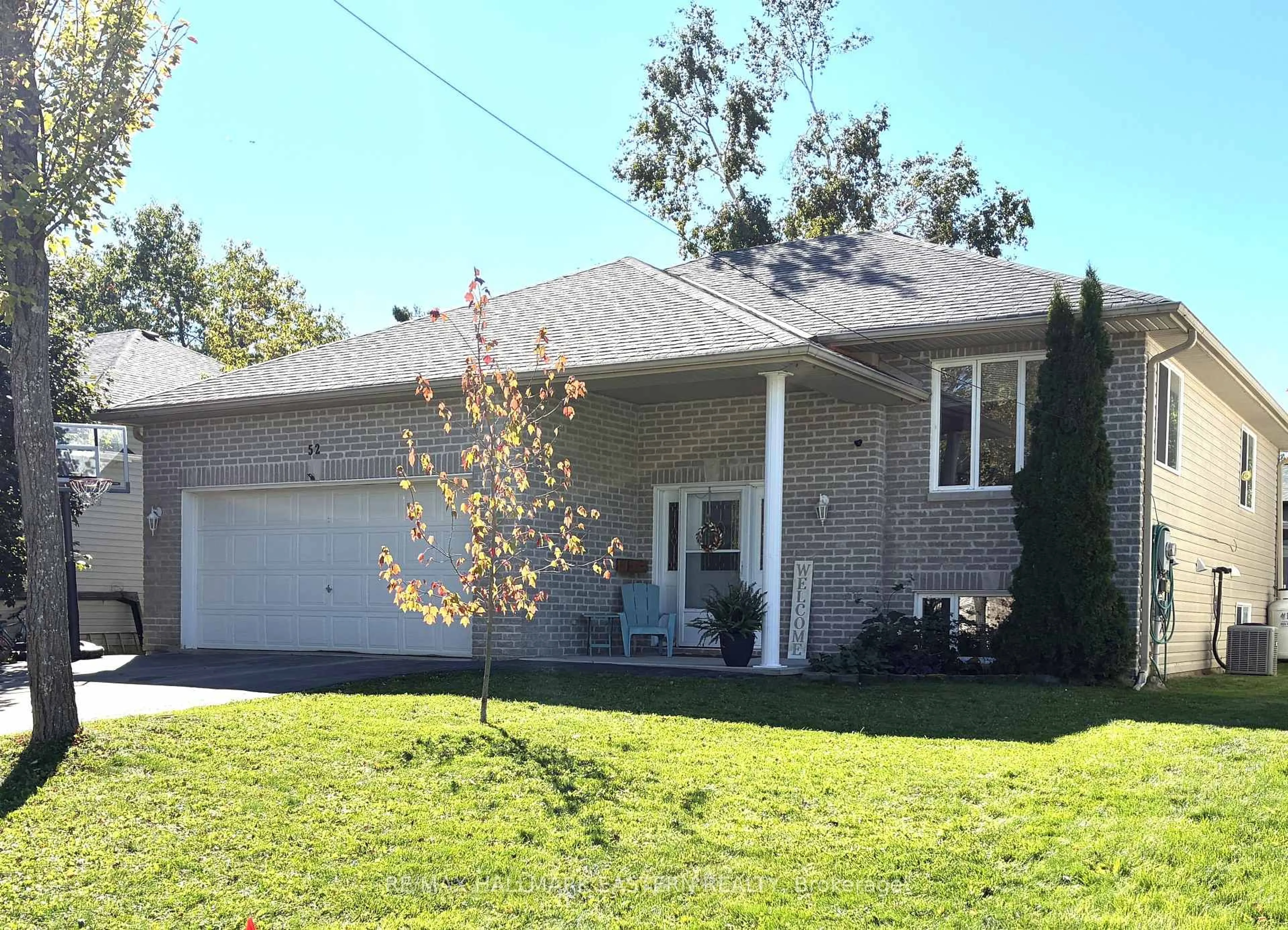 Home with vinyl exterior material, street for 52 Birch Cres, Kawartha Lakes Ontario K0M 1A0