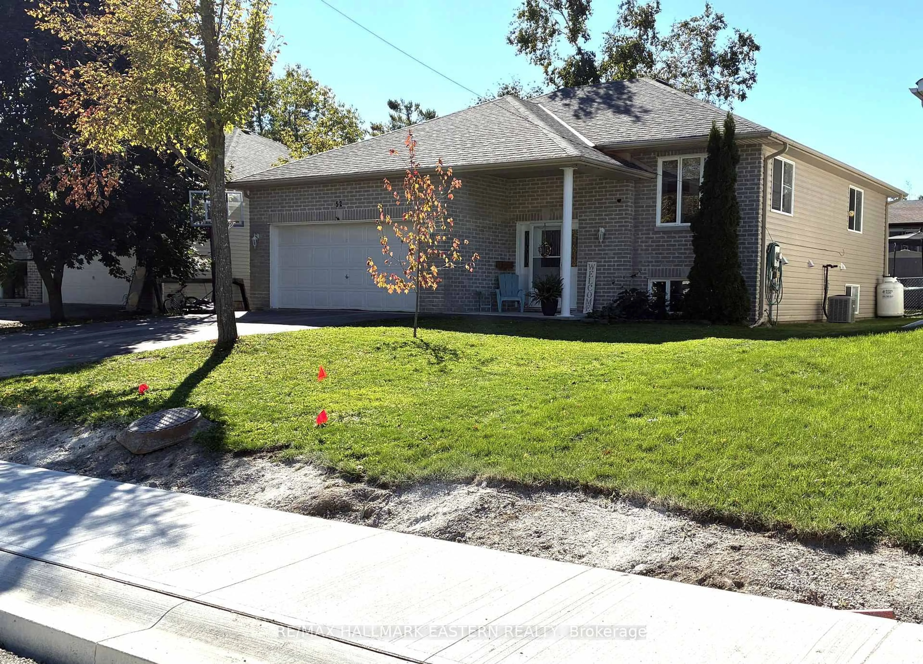 Home with vinyl exterior material, street for 52 Birch Cres, Kawartha Lakes Ontario K0M 1A0