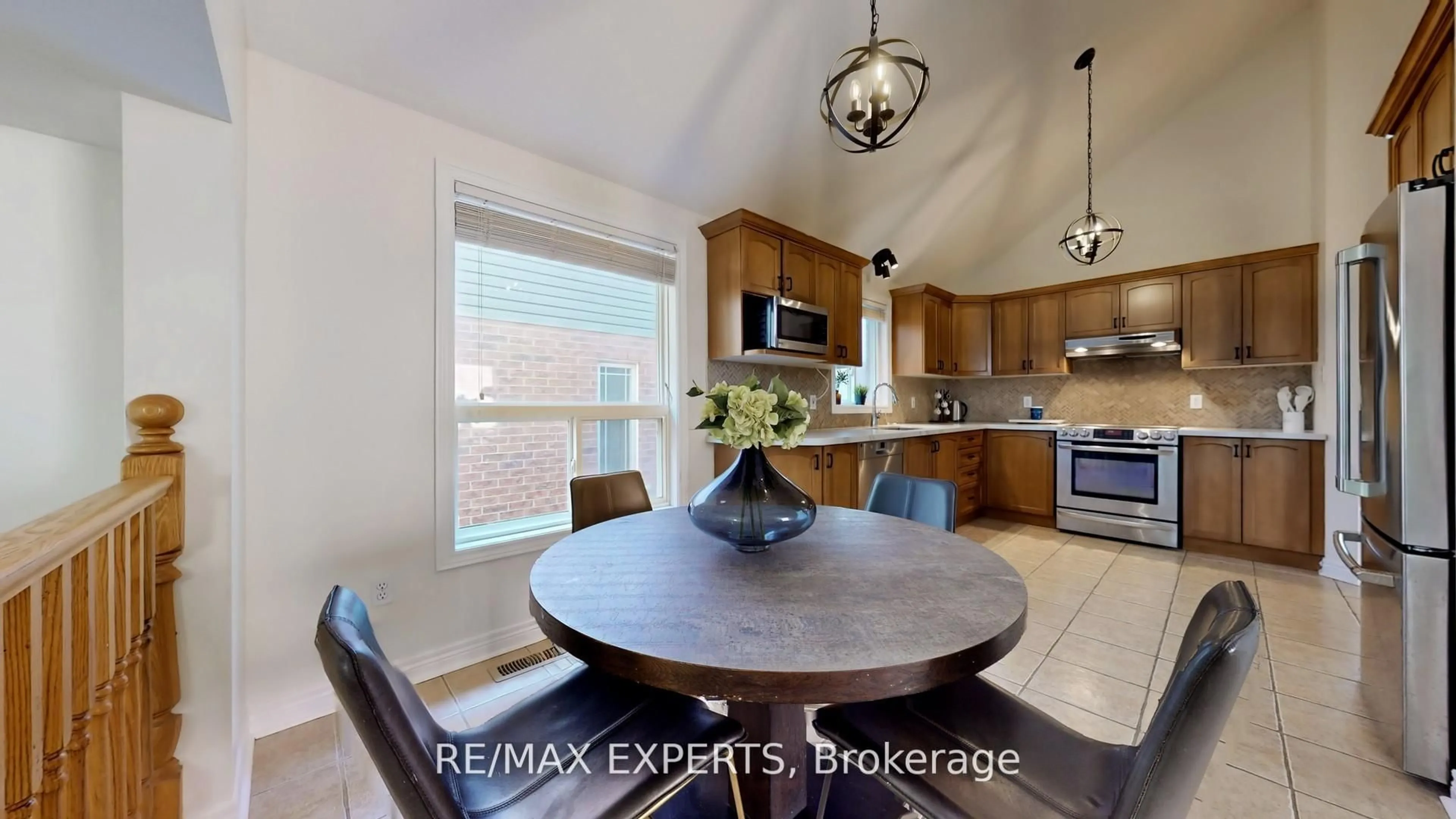 Open concept kitchen, ceramic/tile floor for 11 Wilton Rd, Guelph Ontario N1E 7L5