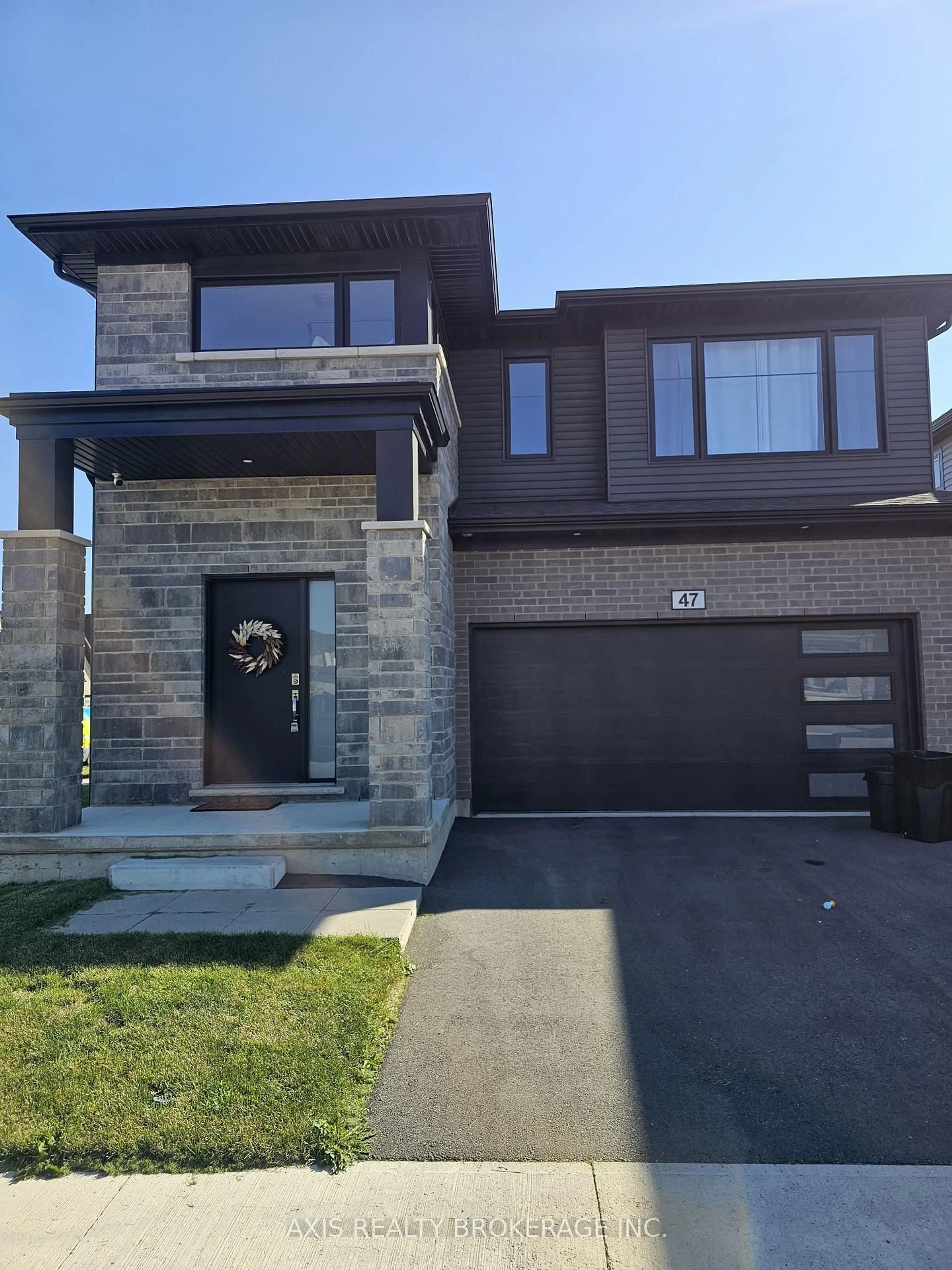Home with brick exterior material, street for 47 SAMUEL Ave, Pelham Ontario L3B 5N5