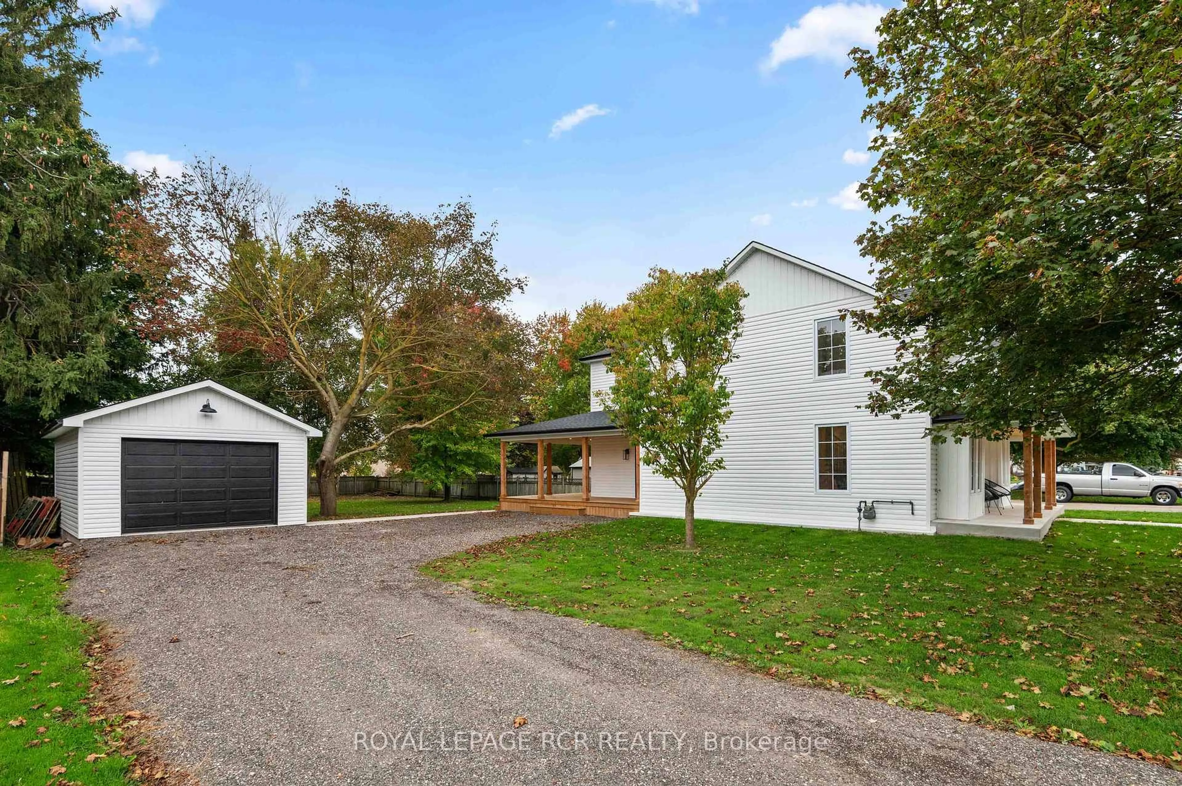 A pic from outside/outdoor area/front of a property/back of a property/a pic from drone, street for 349 Smith St, Wellington North Ontario N0G 1A0