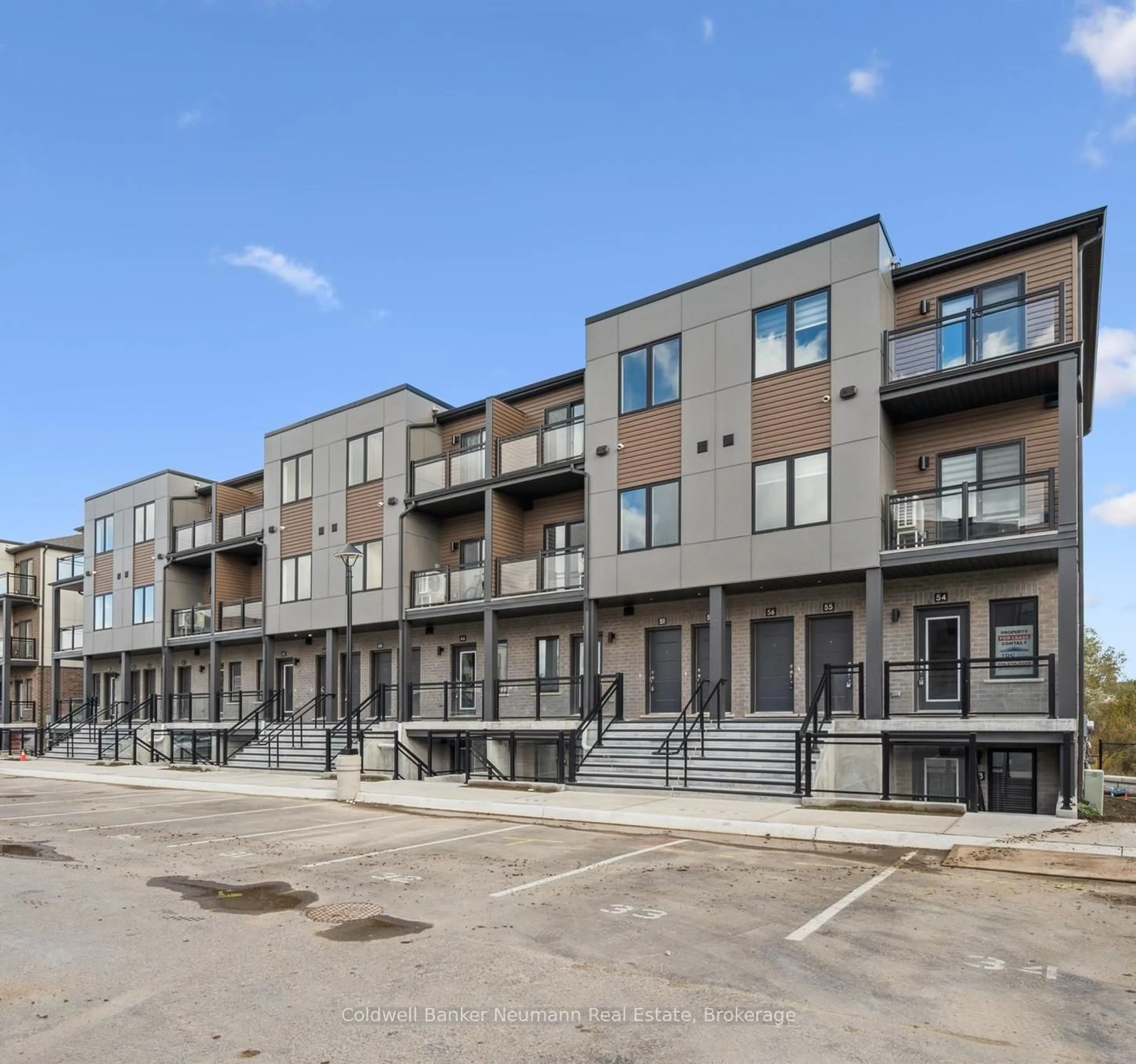 Unknown for 940 David St #41, Centre Wellington Ontario N1M 0L7