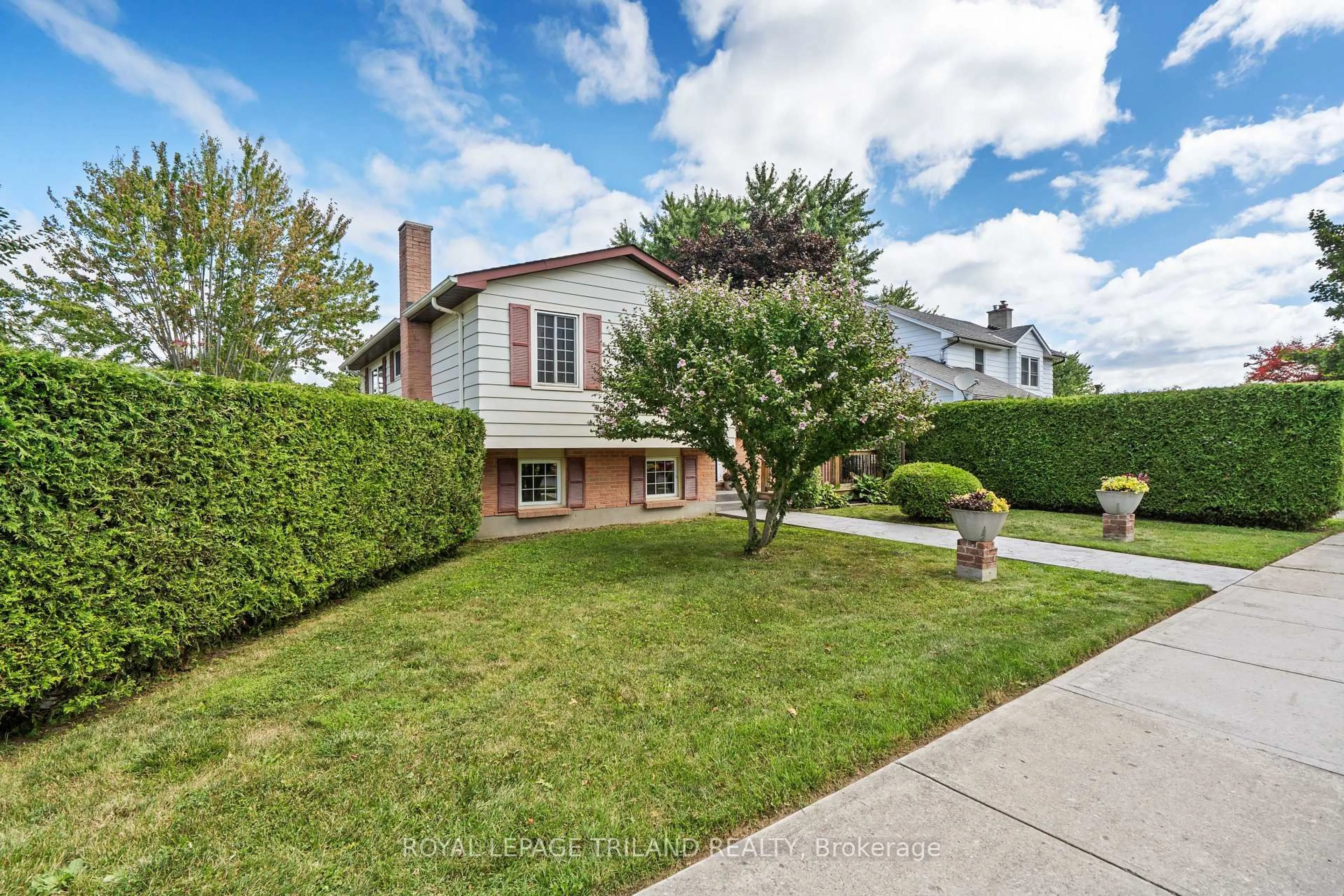 Unknown for 132 Brunswick Ave, London North Ontario N6G 3K8