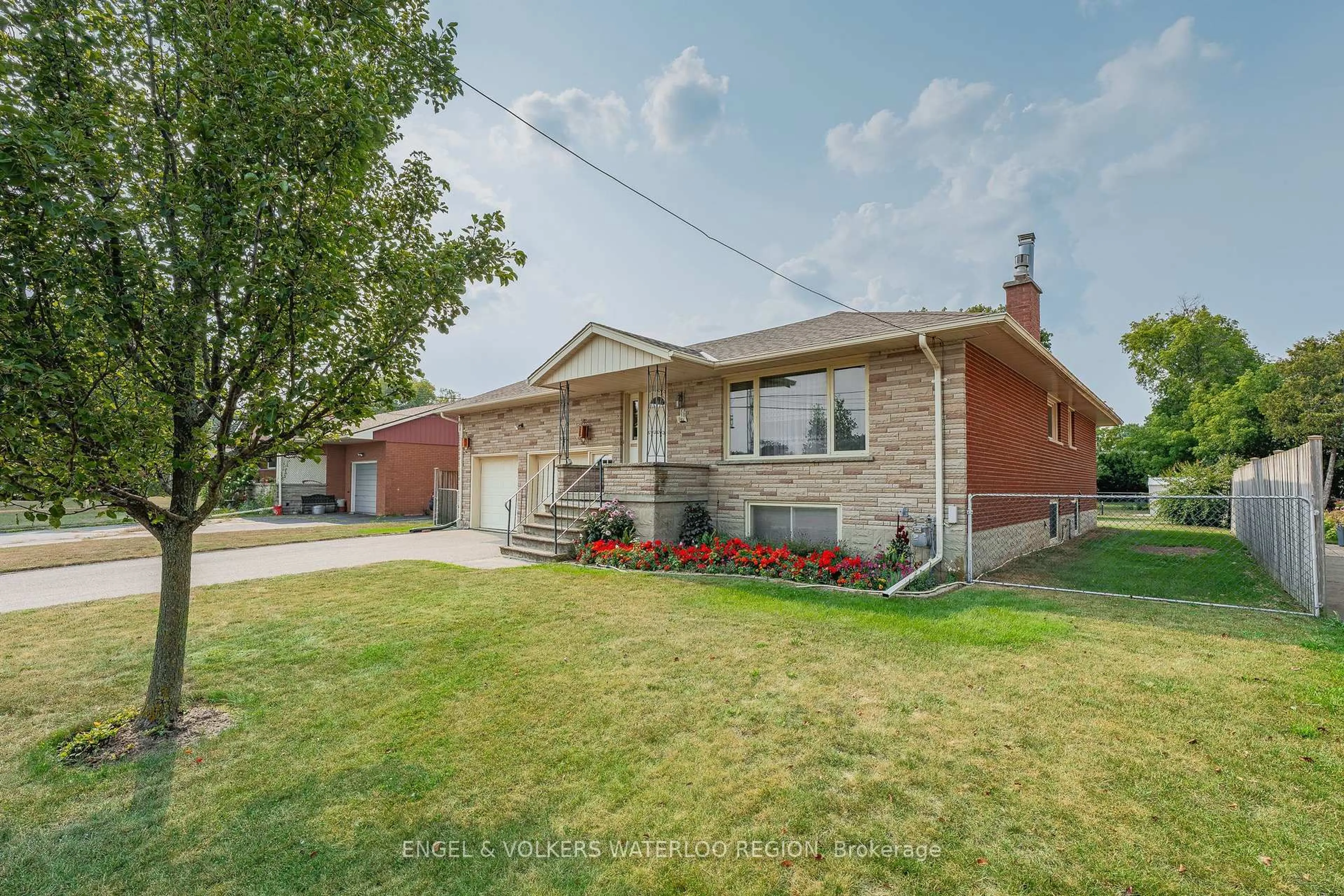 Home with brick exterior material, street for 161 Schweitzer St, Kitchener Ontario N2K 1C3