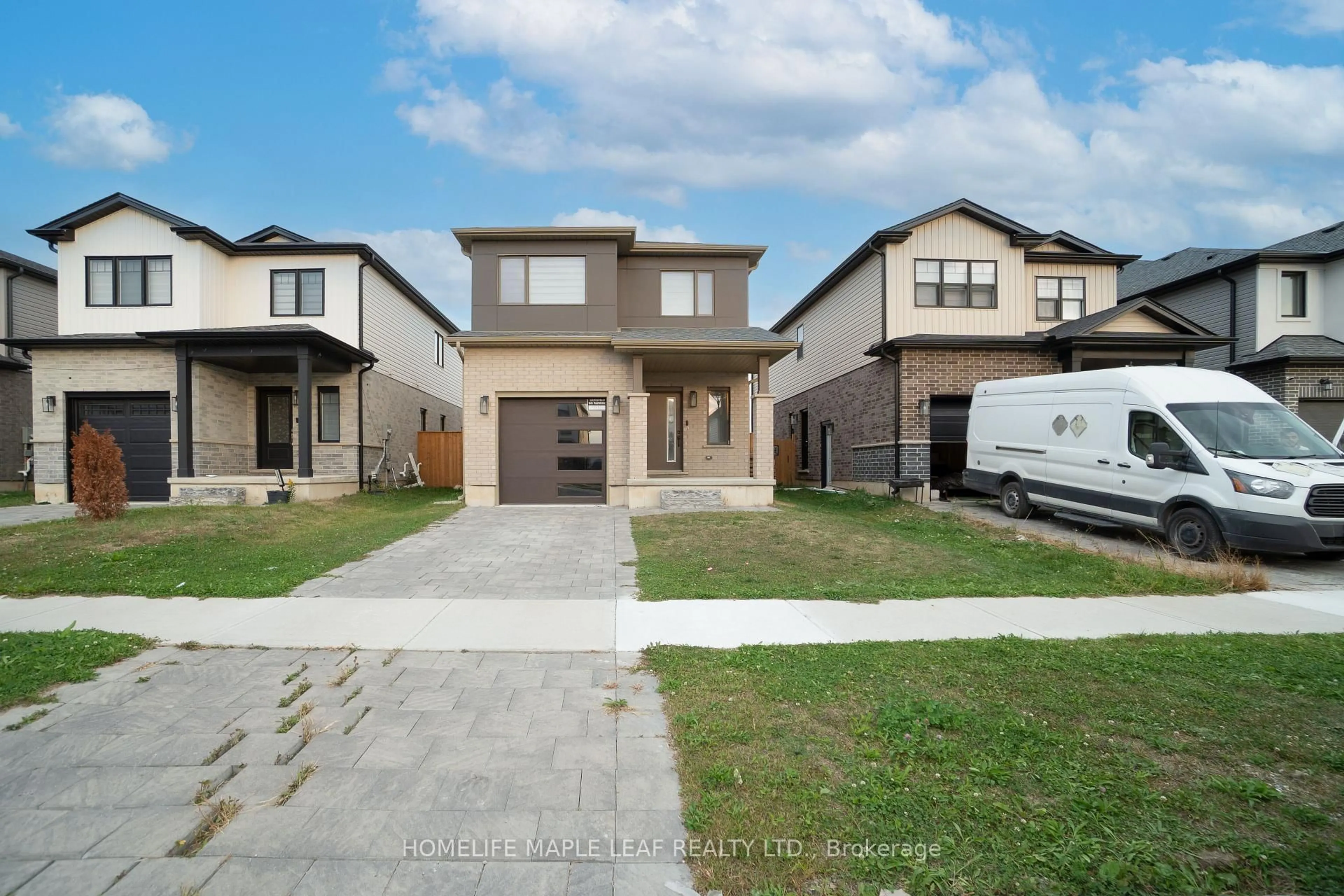 Unknown for 3912 Auckland Ave, London South Ontario N6L 0J3