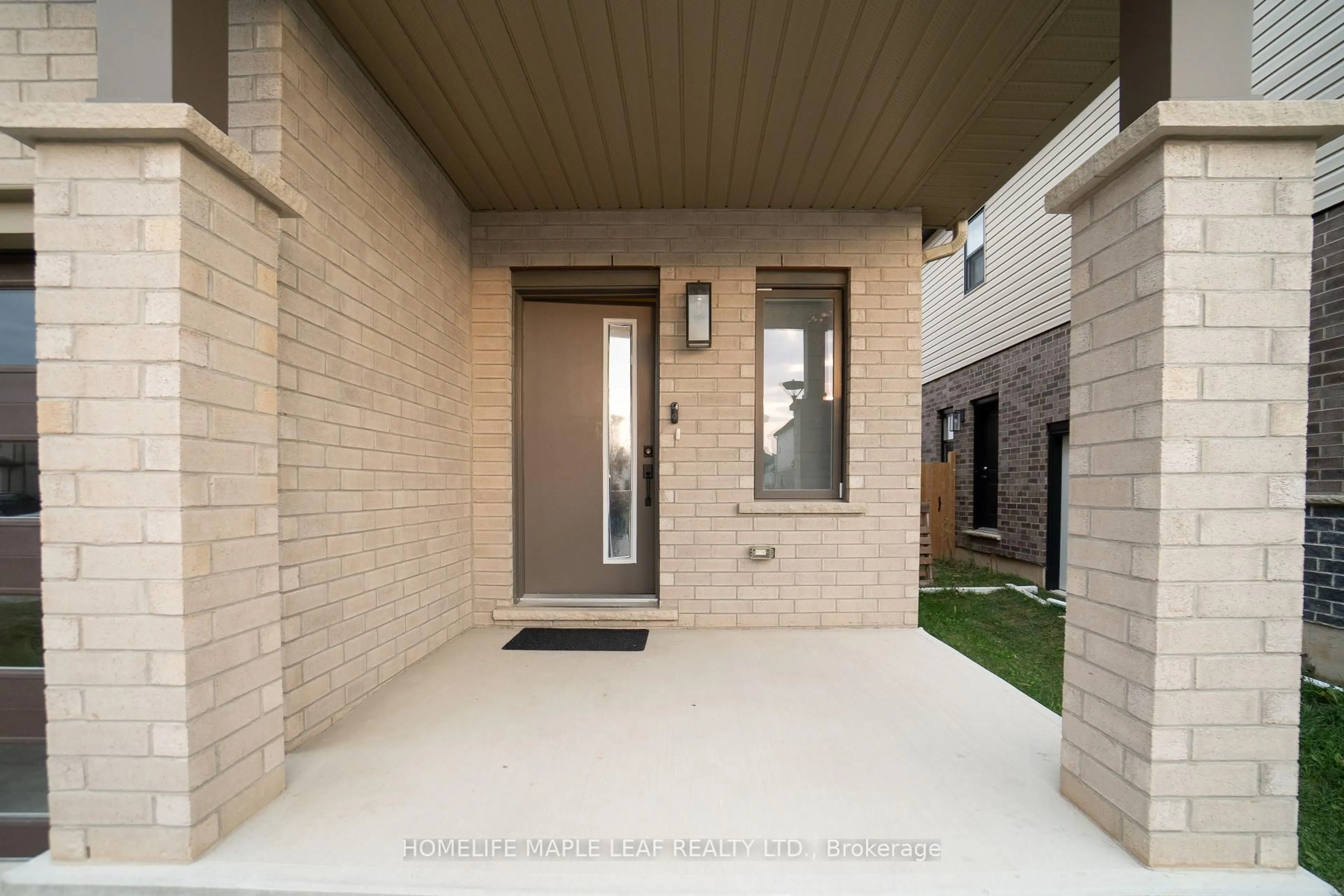 Unknown for 3912 Auckland Ave, London South Ontario N6L 0J3