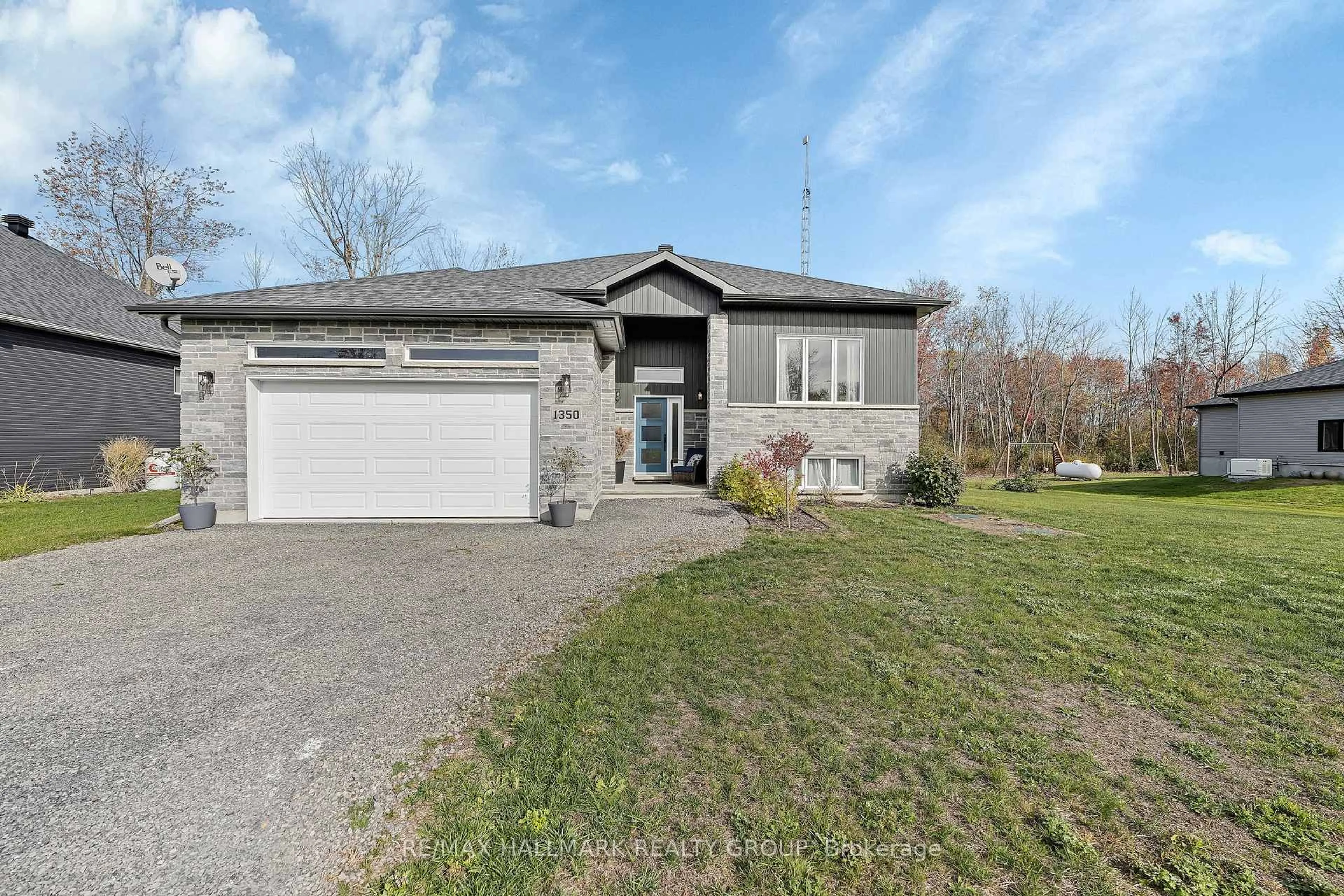 Home with brick exterior material, street for 1350 Country Lane, North Dundas Ontario K0C 2K0