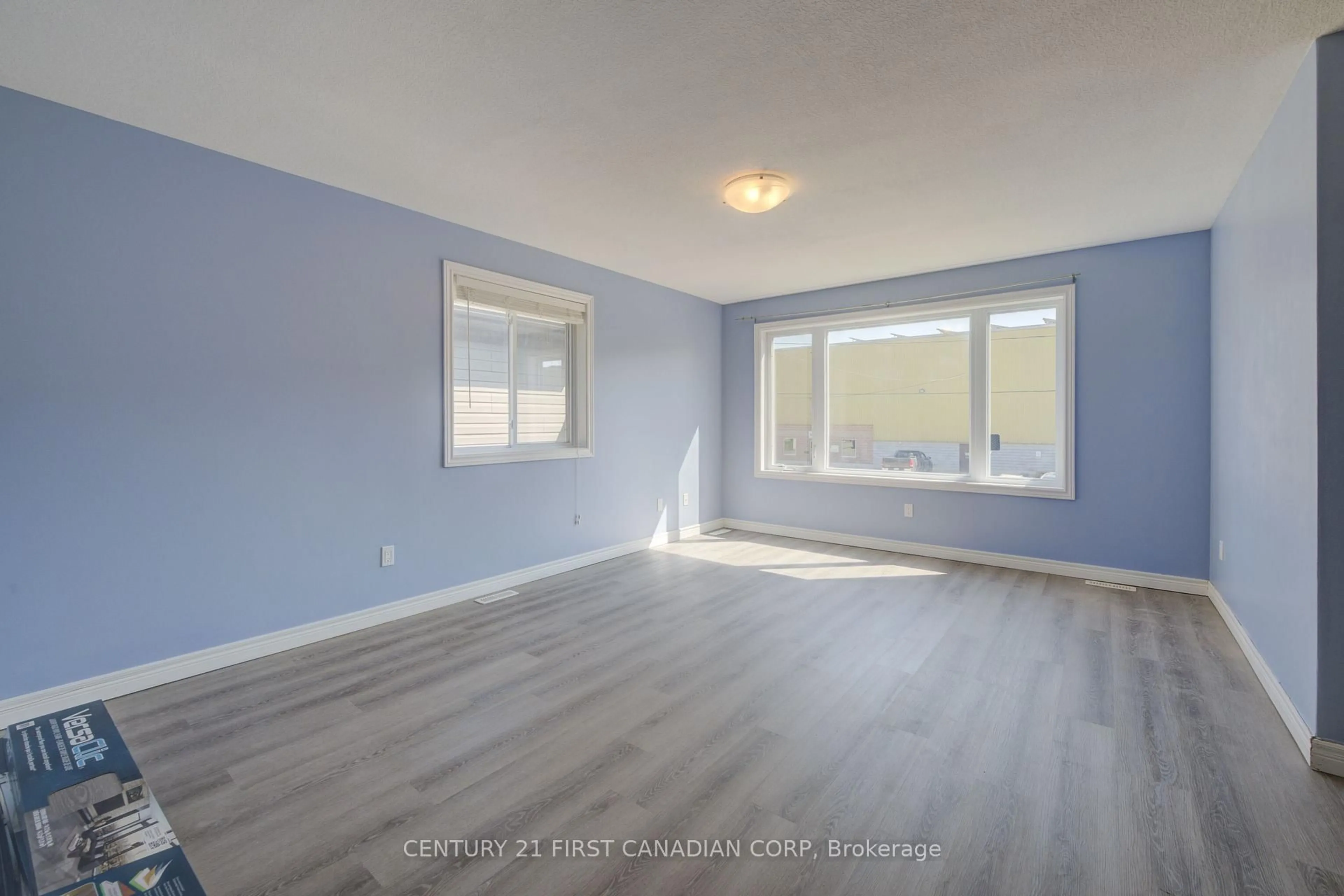 A pic of a room for 212 Ewart St, Strathroy-Caradoc Ontario N7G 4G6