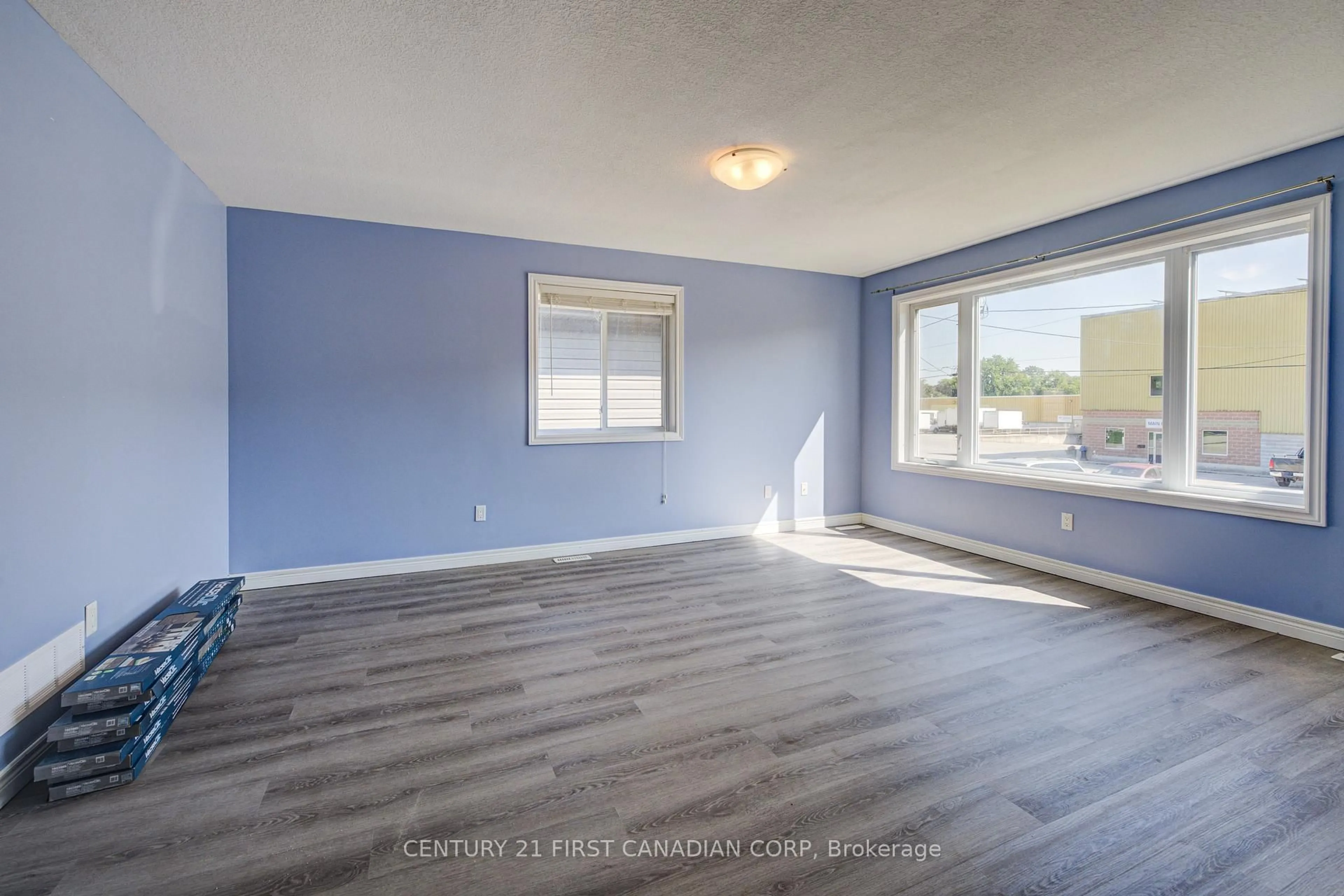 A pic of a room for 212 Ewart St, Strathroy-Caradoc Ontario N7G 4G6