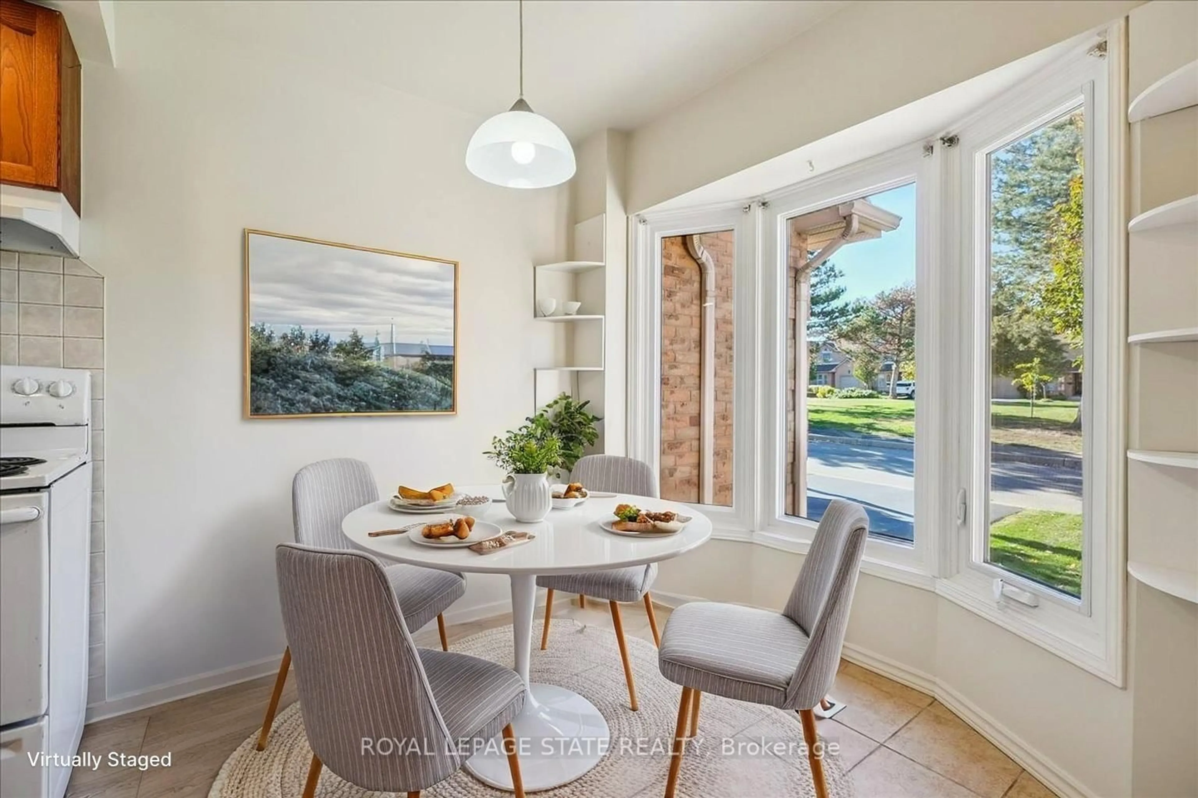 Dining room, ceramic/tile floor for 503 Highway 8 #33, Hamilton Ontario L8G 5E2