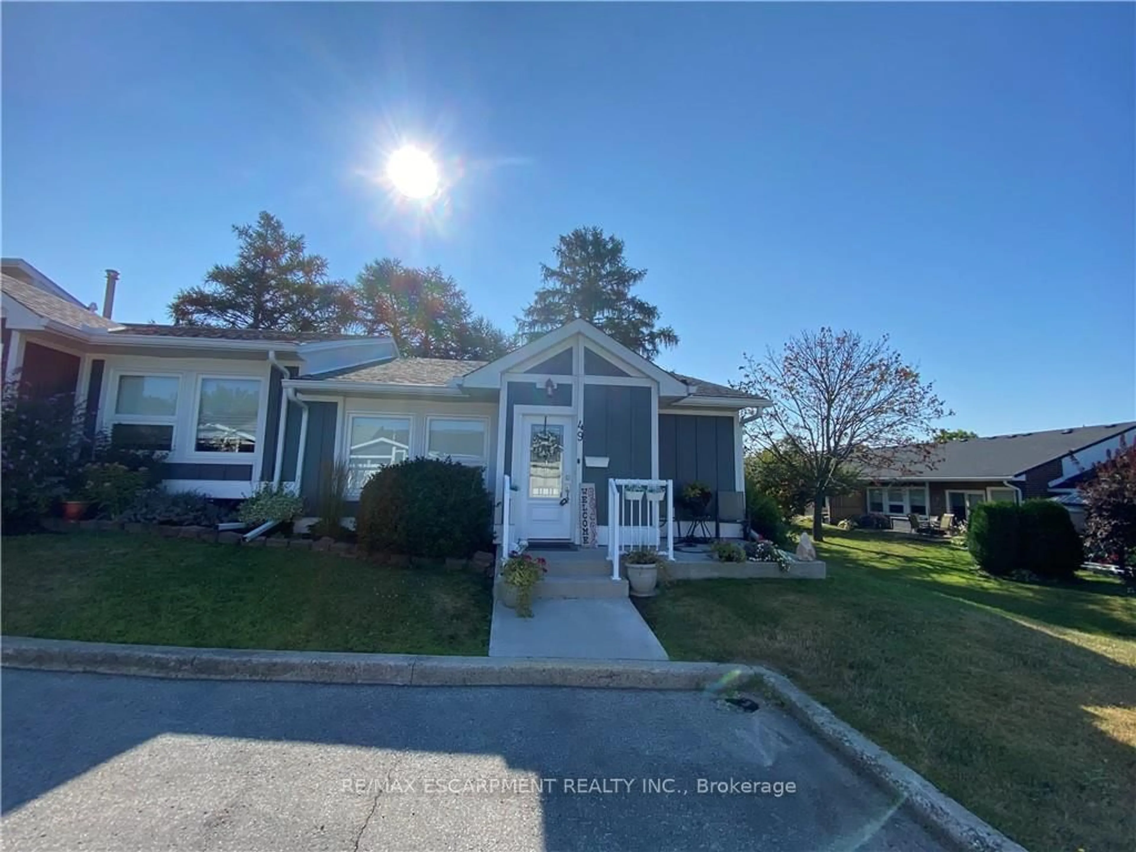 A pic from outside/outdoor area/front of a property/back of a property/a pic from drone, street for 49 BISHOP REDING Tr, Hamilton Ontario L9B 1T8