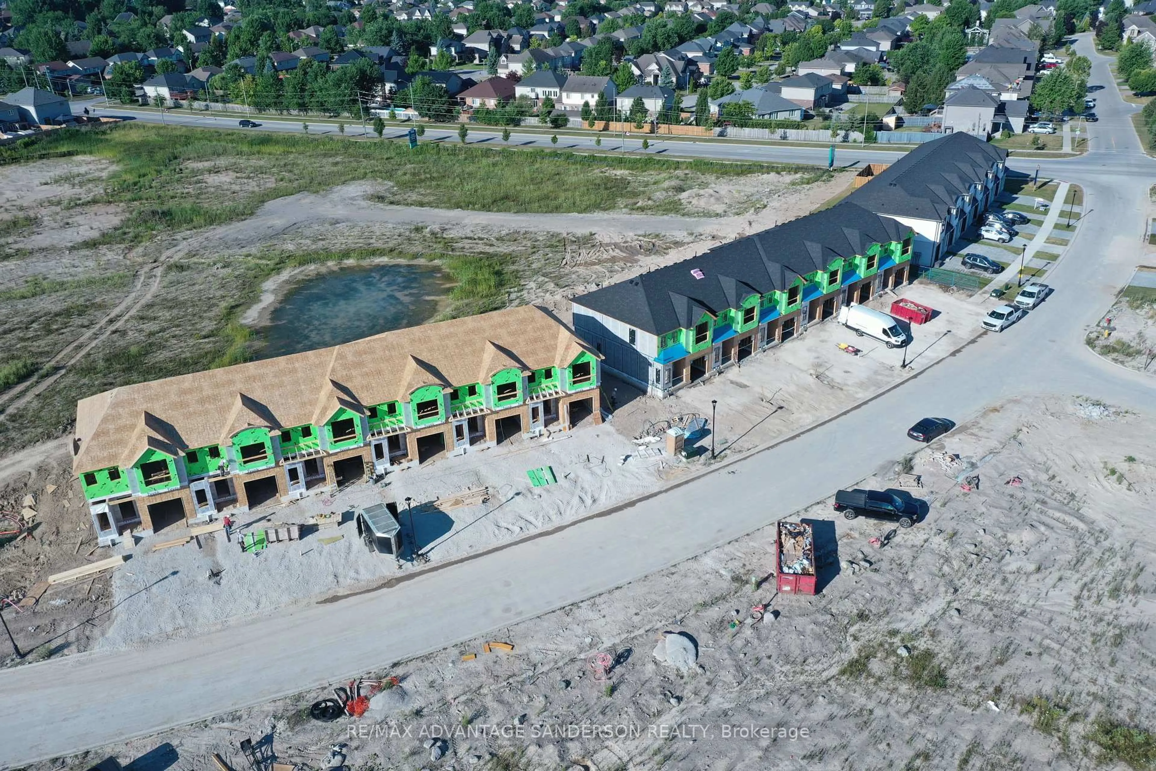 A pic from outside/outdoor area/front of a property/back of a property/a pic from drone, building for 31 Blue Spruce Ave, Thames Centre Ontario N0M 2P0