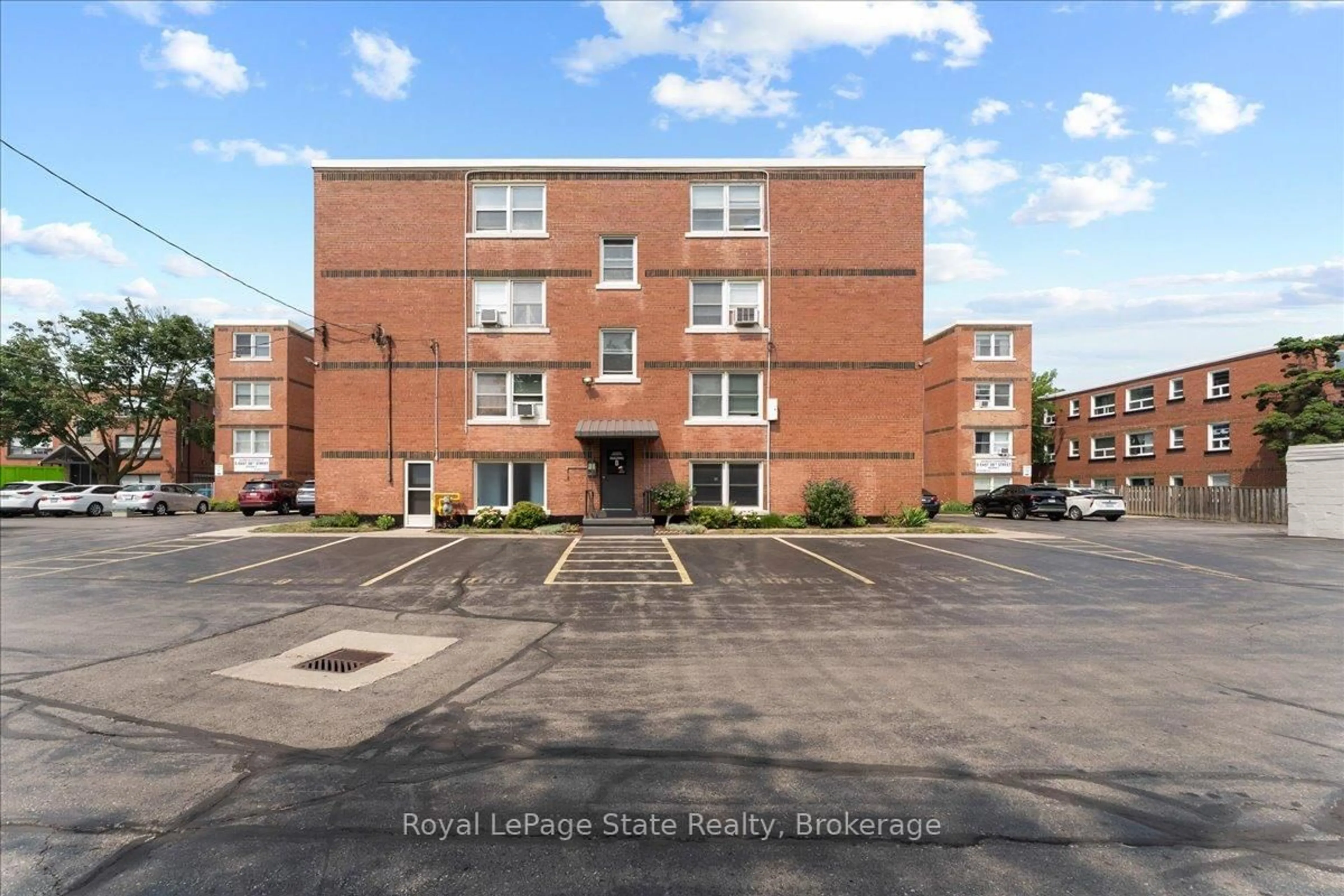 Unknown for 5 East 36th St #412B, Hamilton Ontario L8V 3Y6